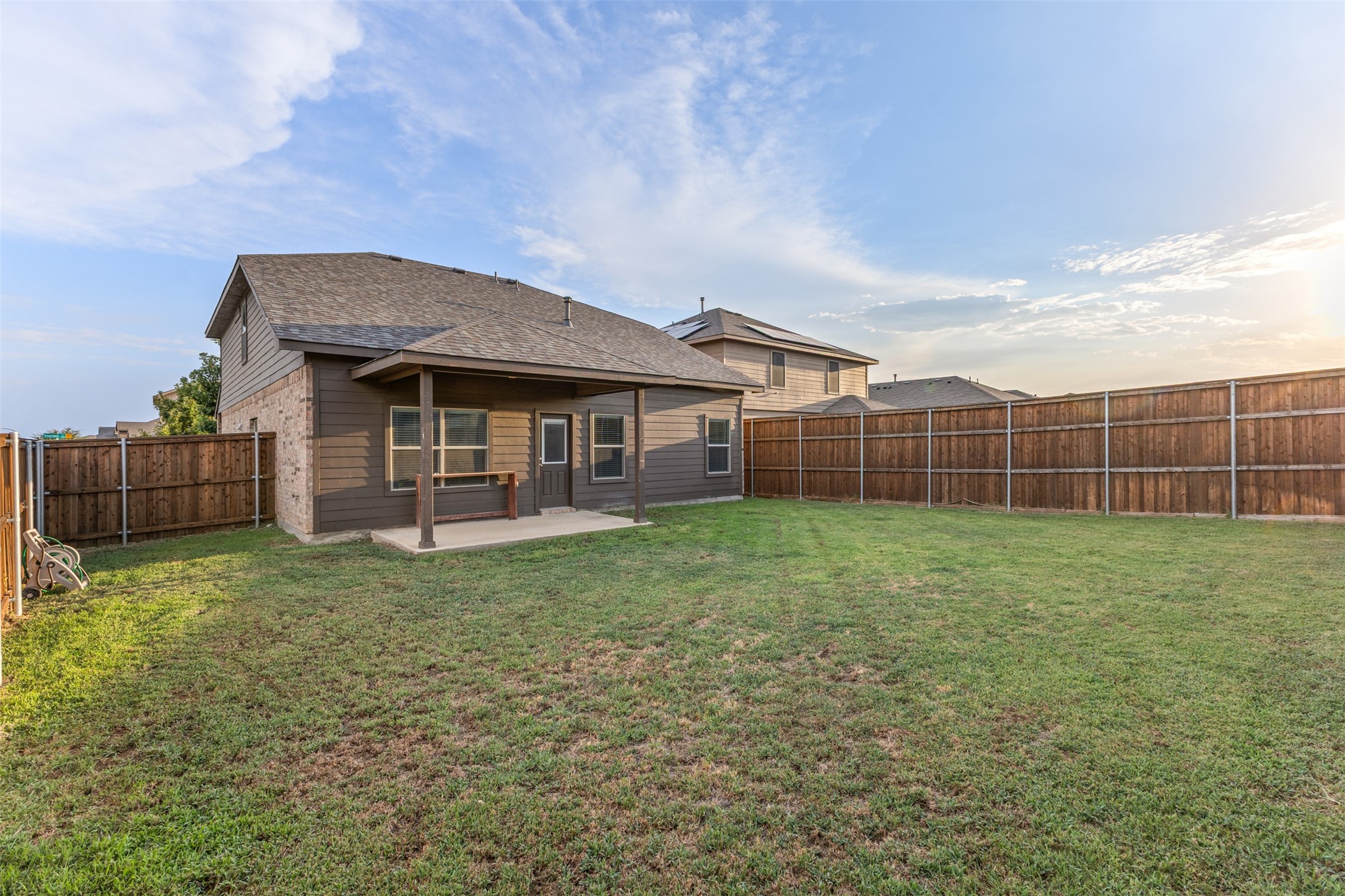 1220 Freestone Court