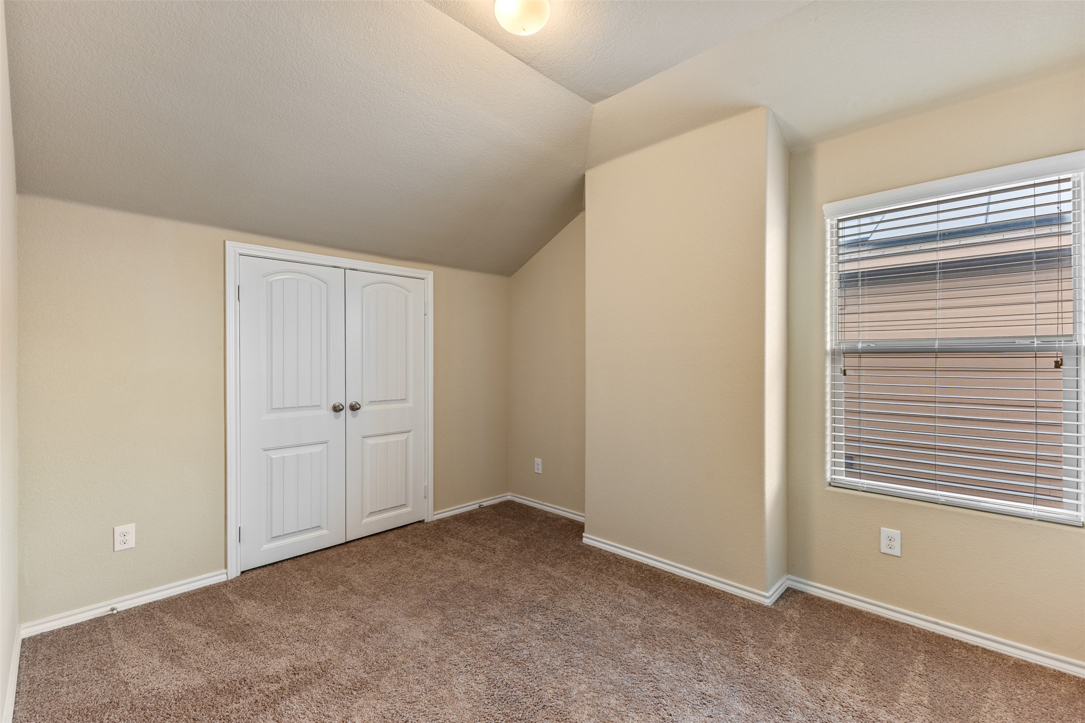 1220 Freestone Court