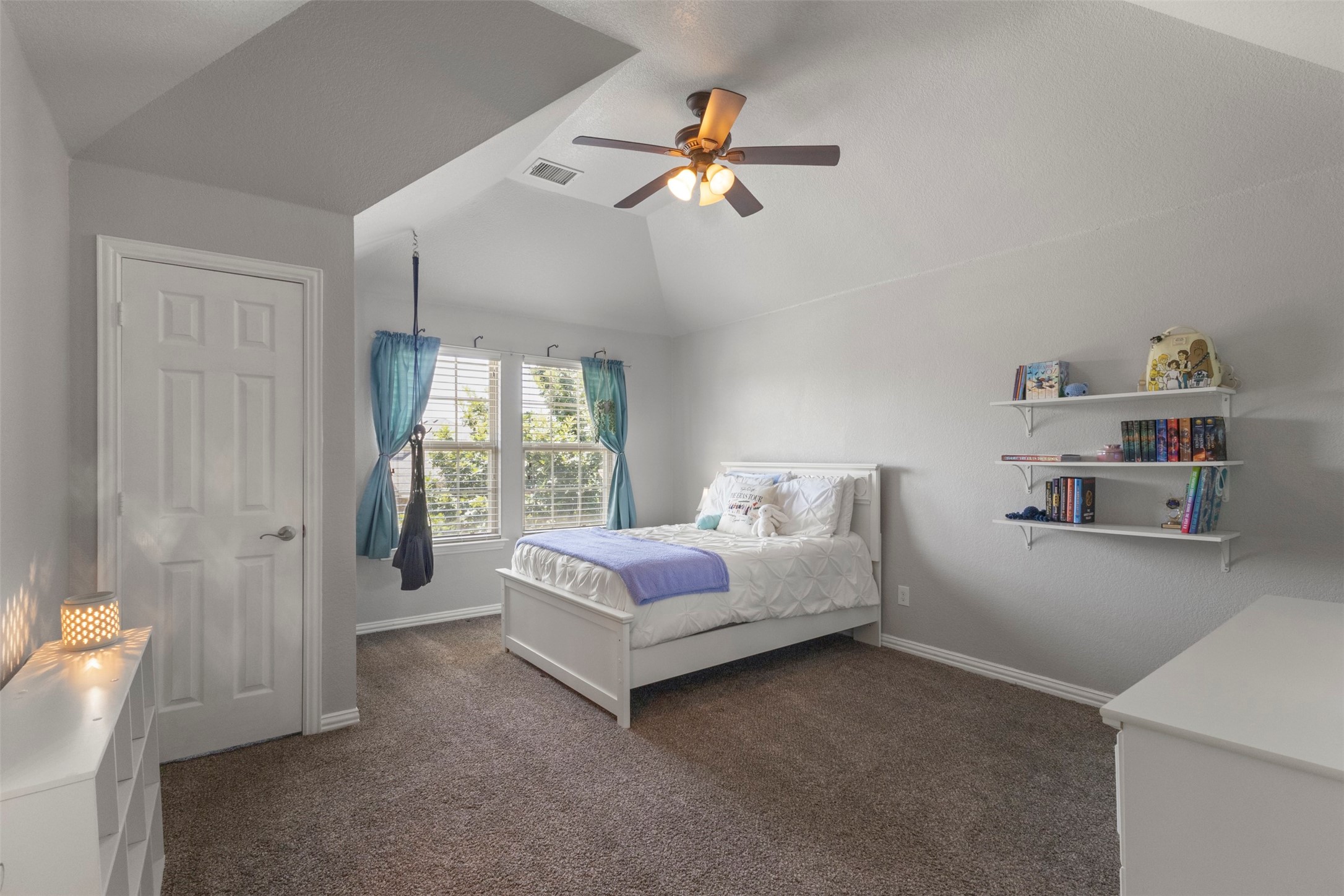 13909 Sparrow Hill Drive
