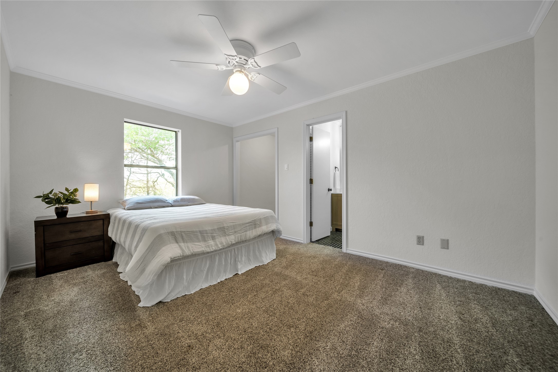1254 Whispering Oaks Drive