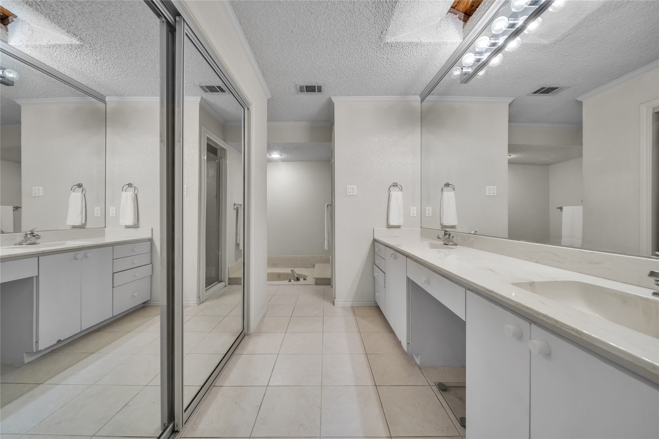 1254 Whispering Oaks Drive