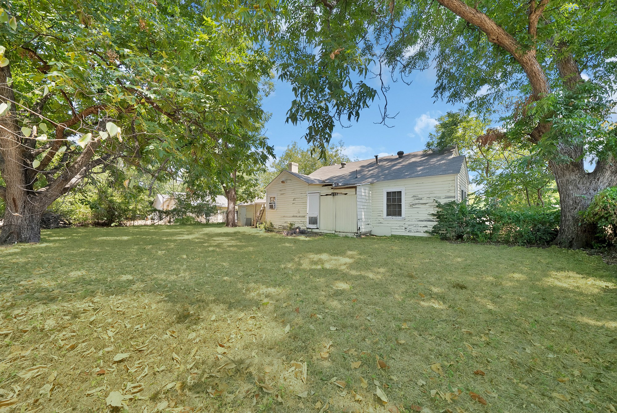 515 Frontier Street