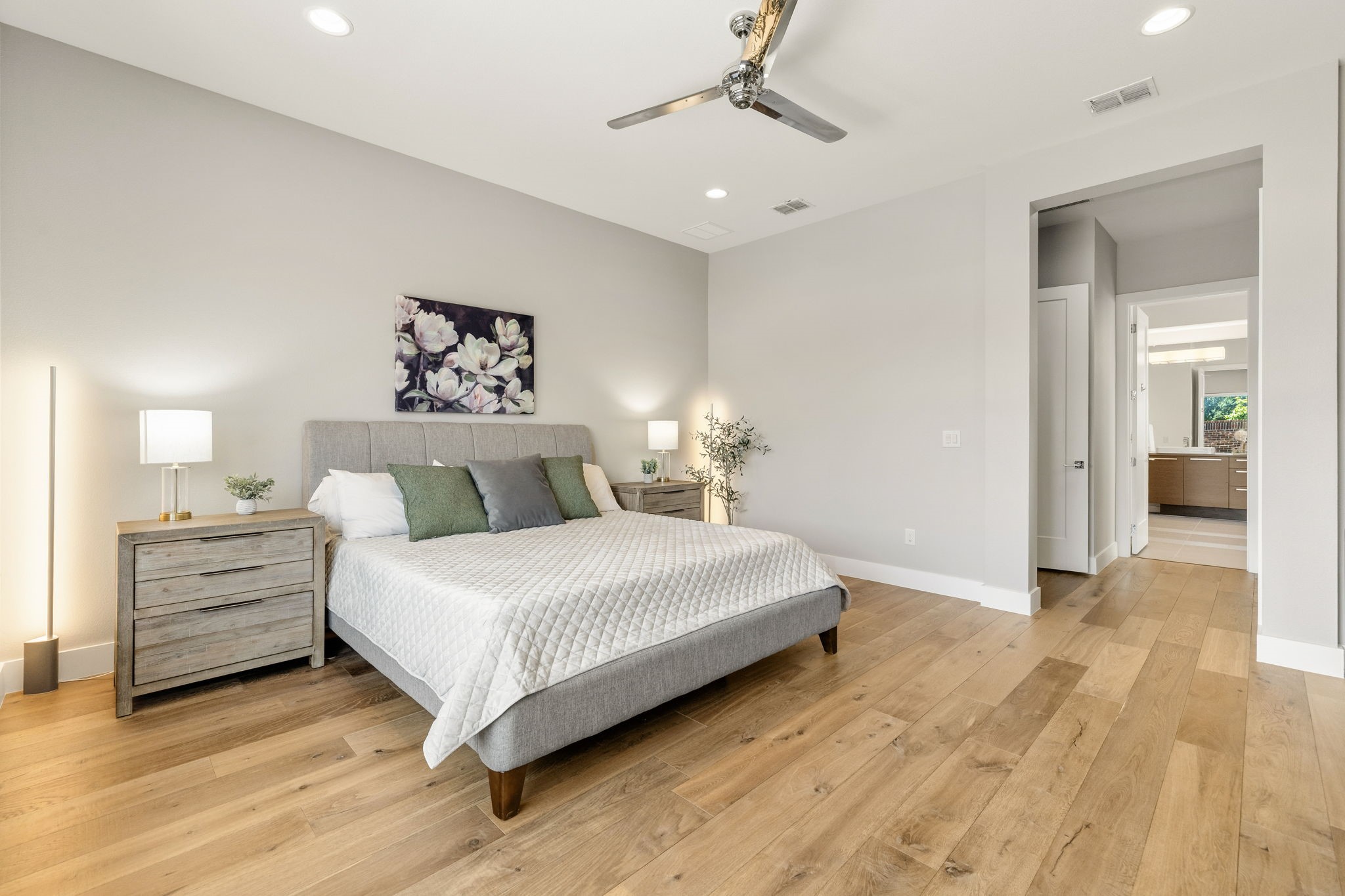 5118 Statesman Lane