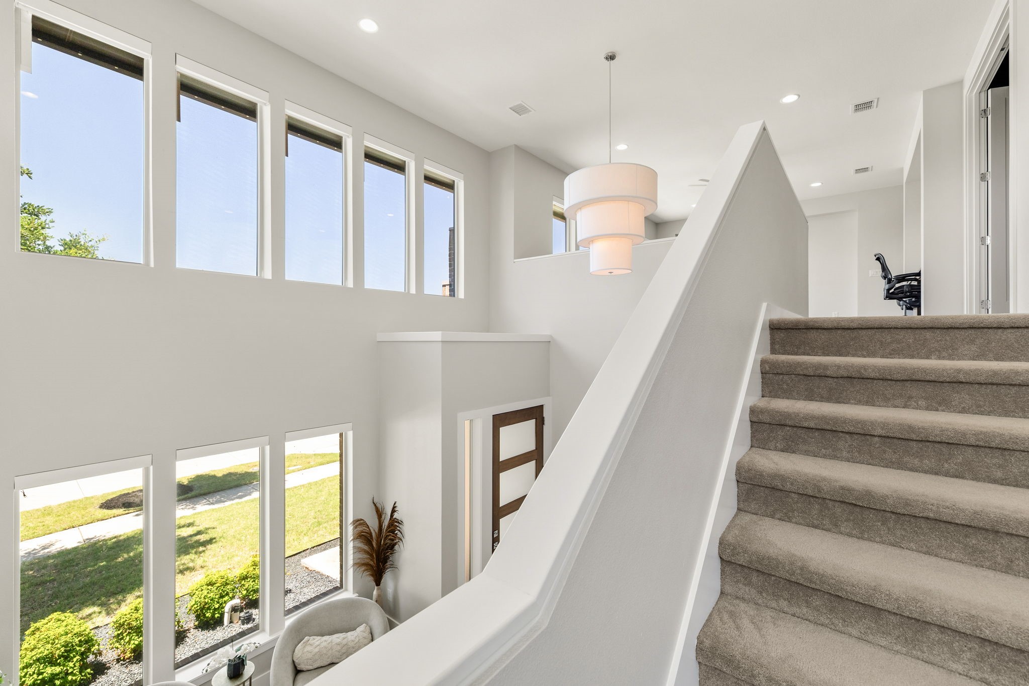 5118 Statesman Lane