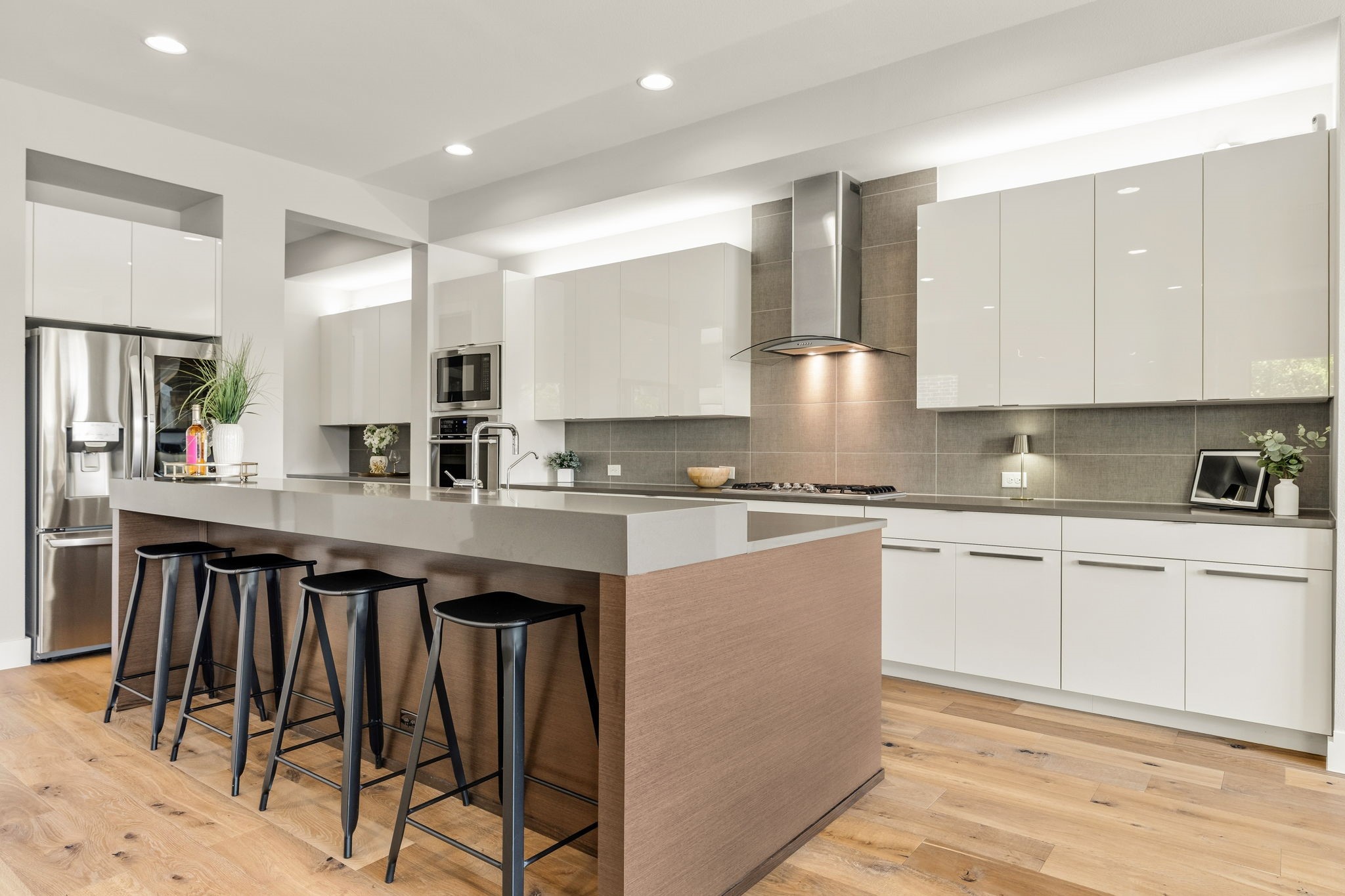 5118 Statesman Lane