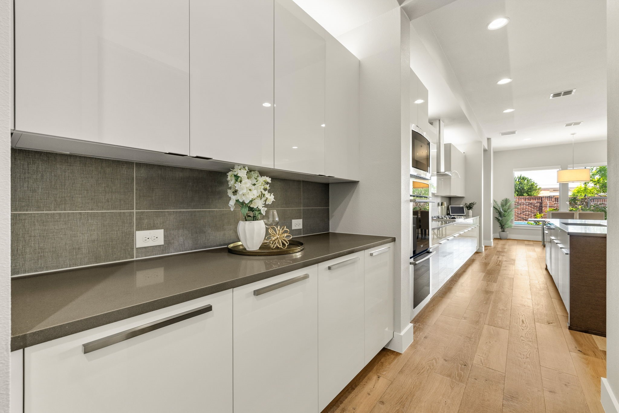 5118 Statesman Lane