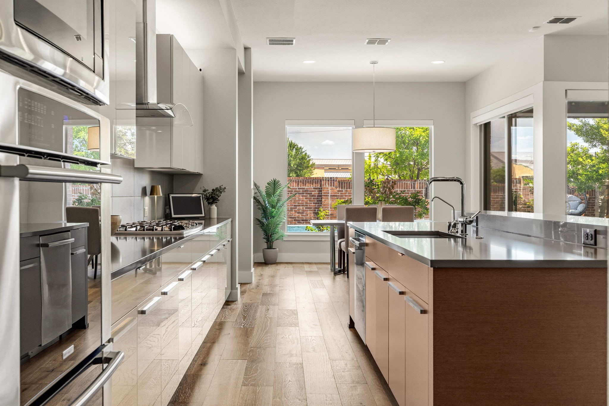 5118 Statesman Lane