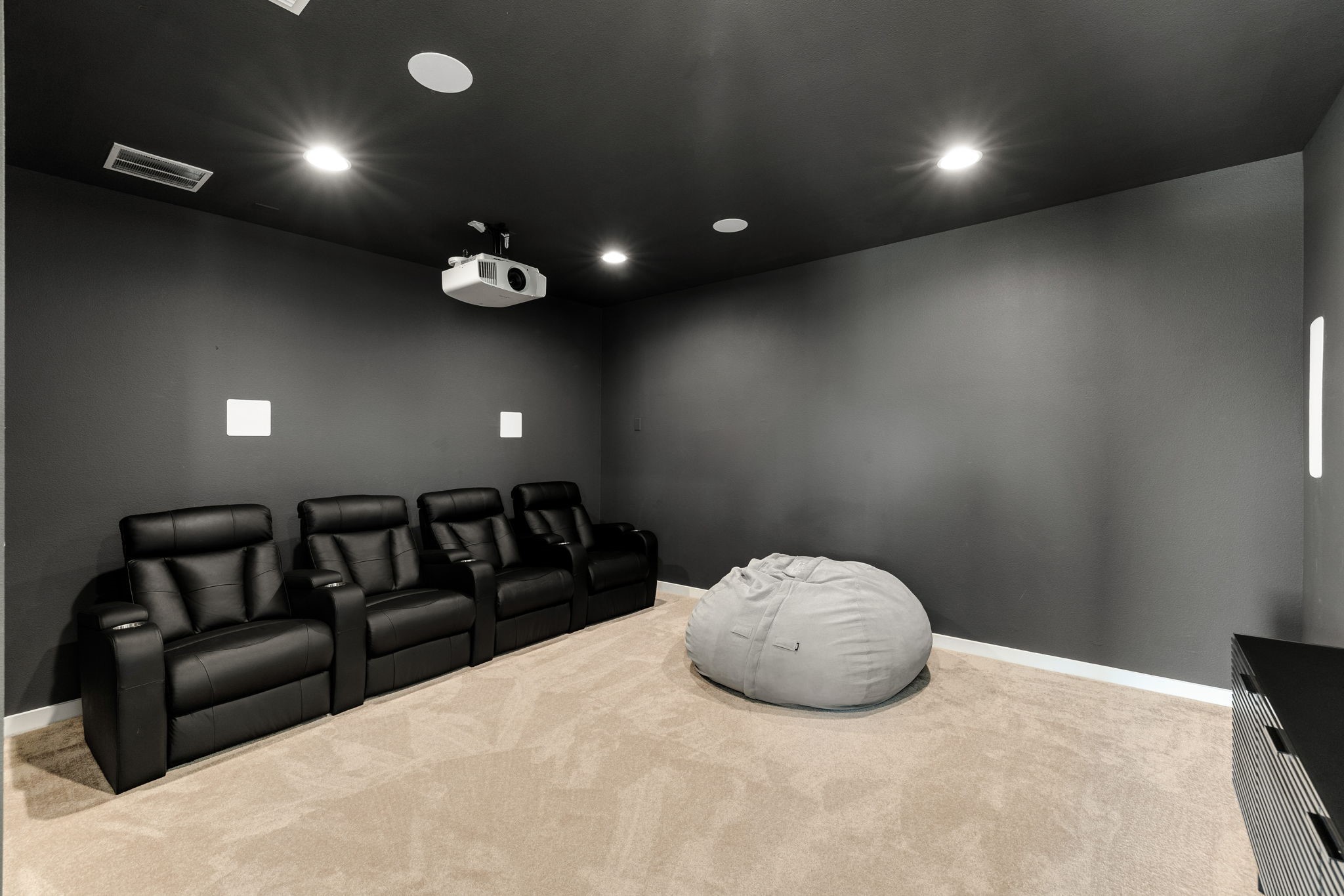 5118 Statesman Lane