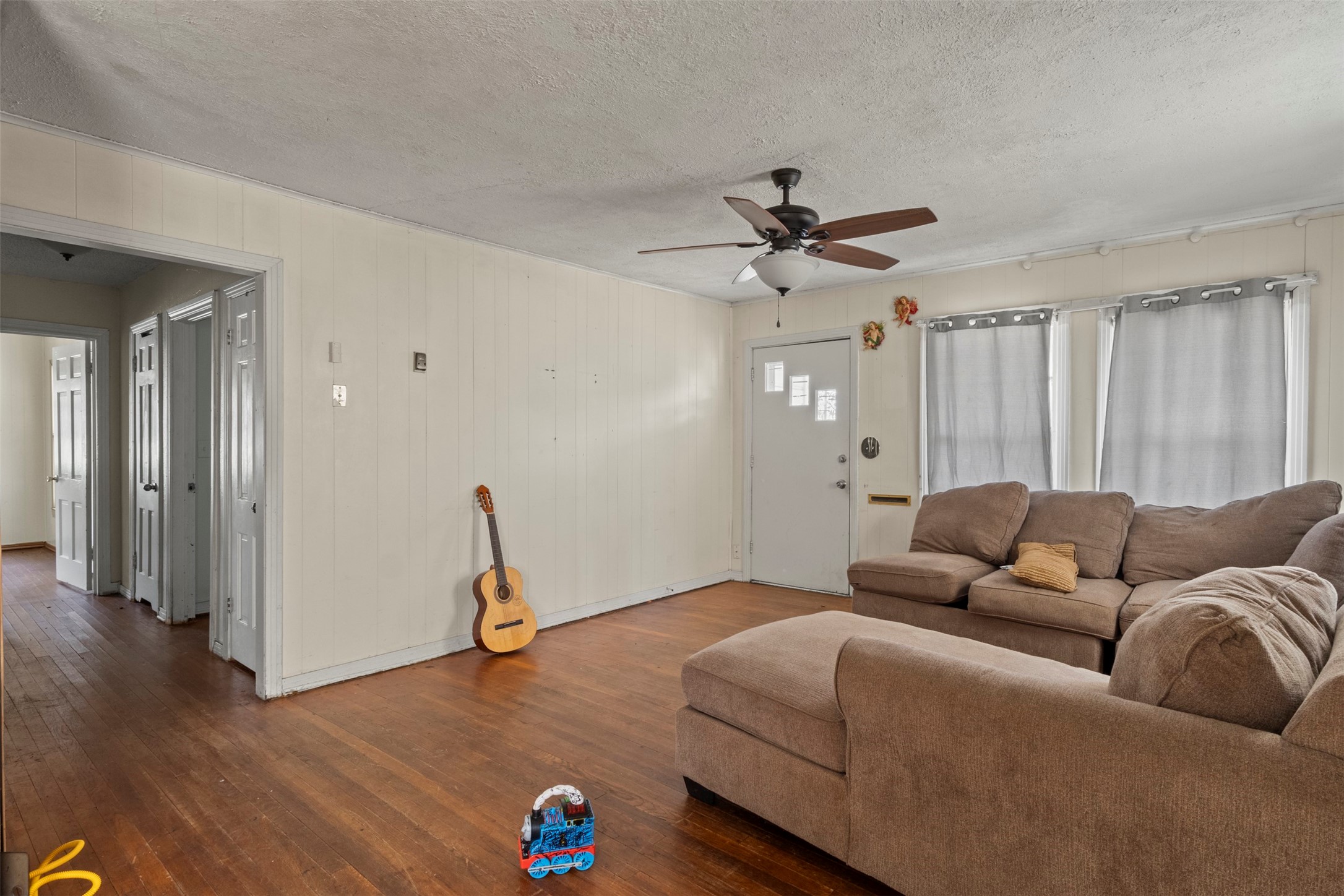 1301 E Ramsey Avenue