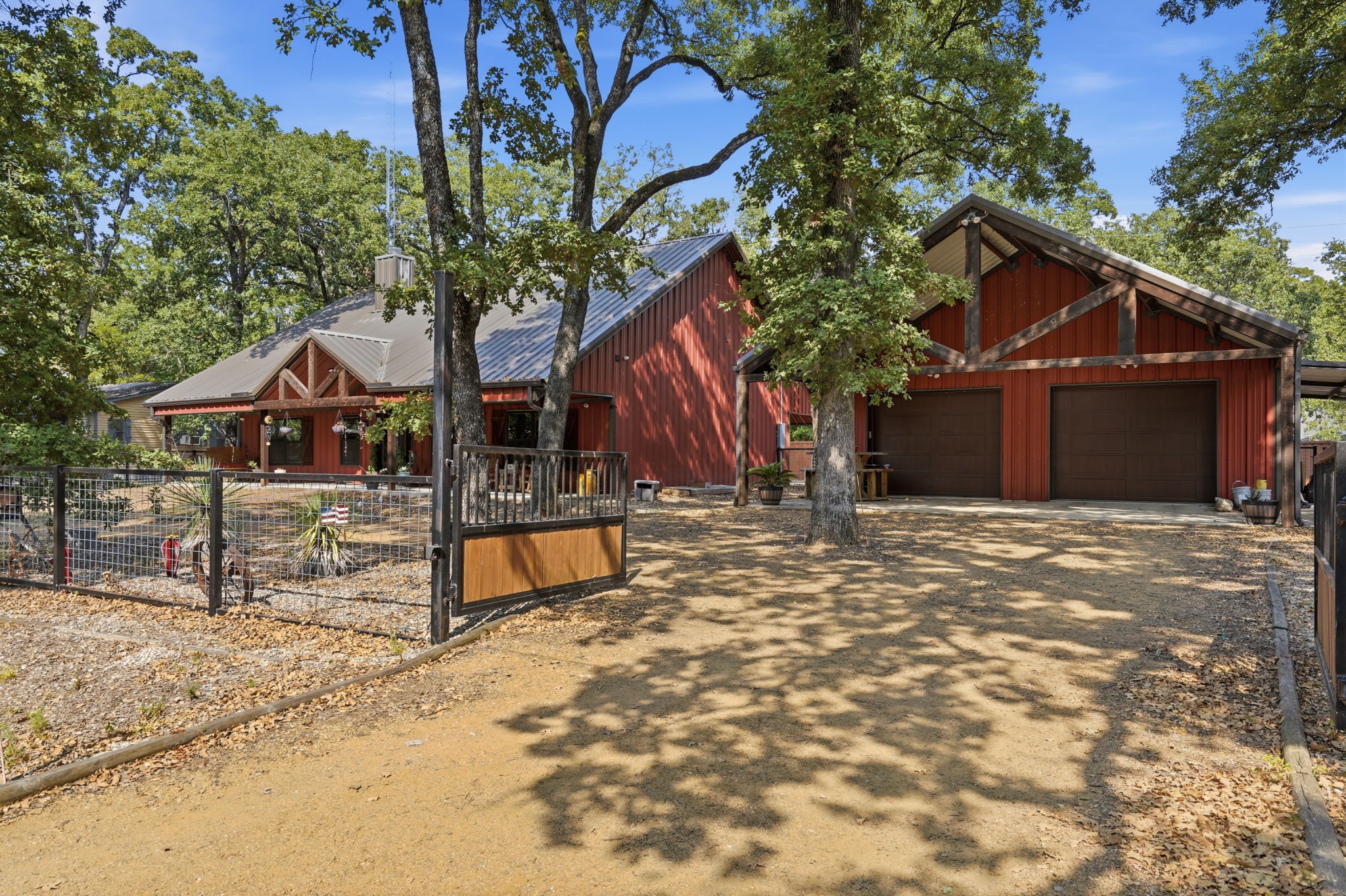 1404 Grove Drive