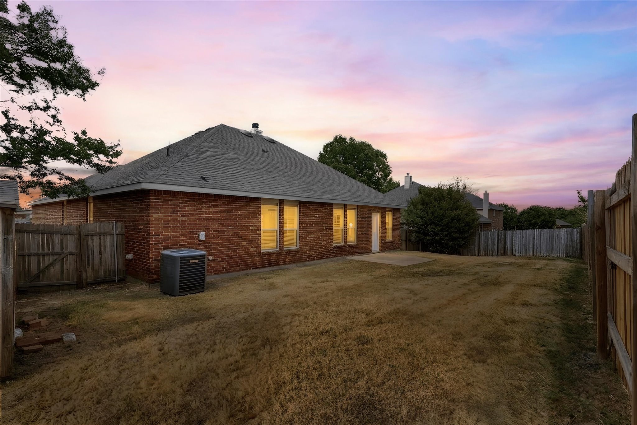 1738 Summerwood Lane