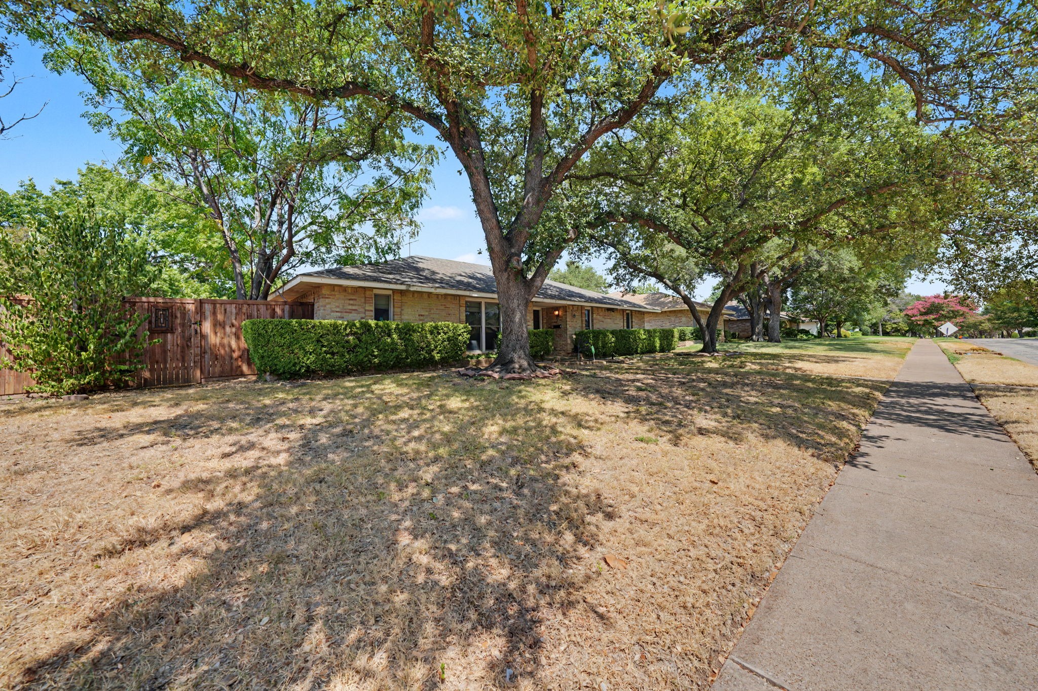 3917 High Summit Drive