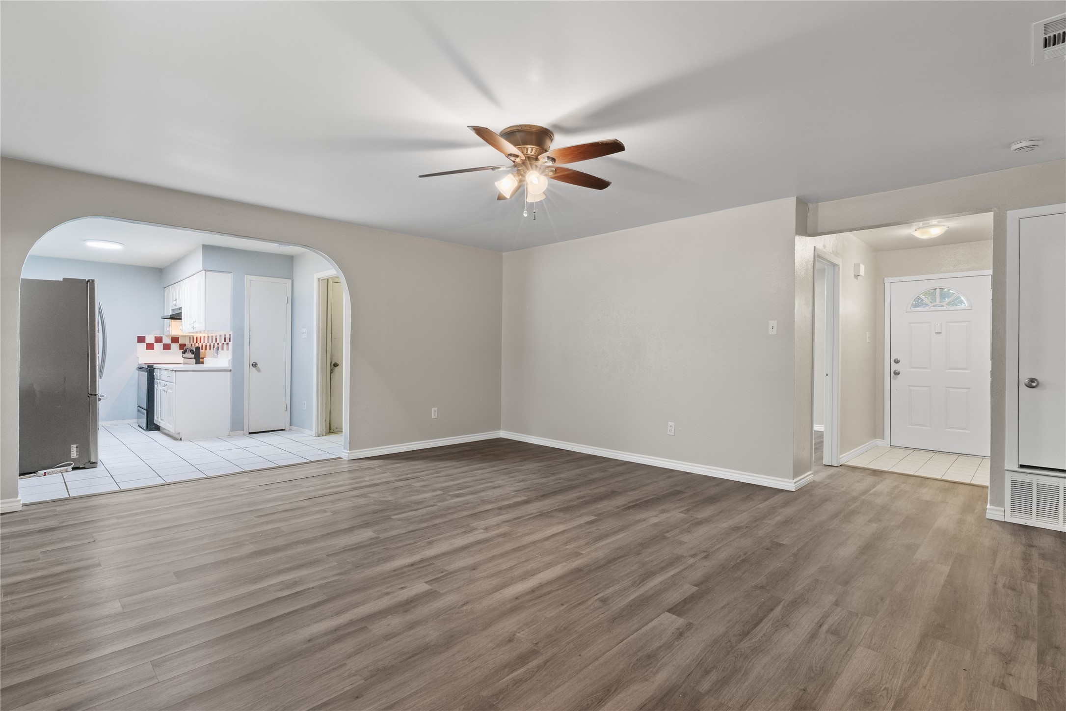 2200 Etain Road