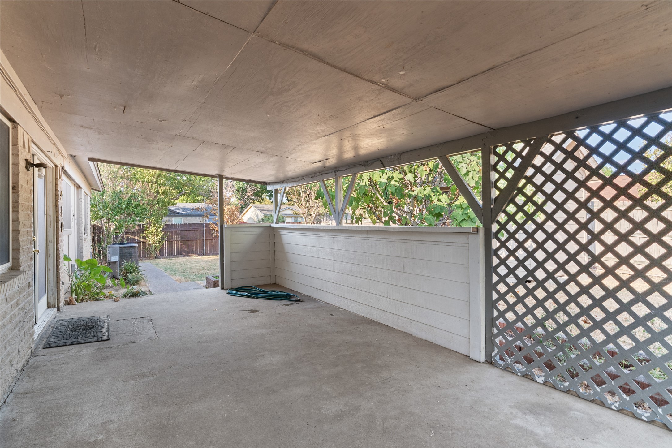 2200 Etain Road