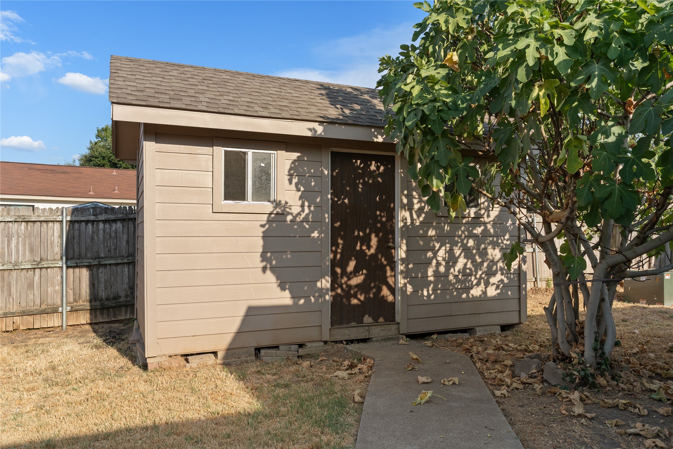 2200 Etain Road