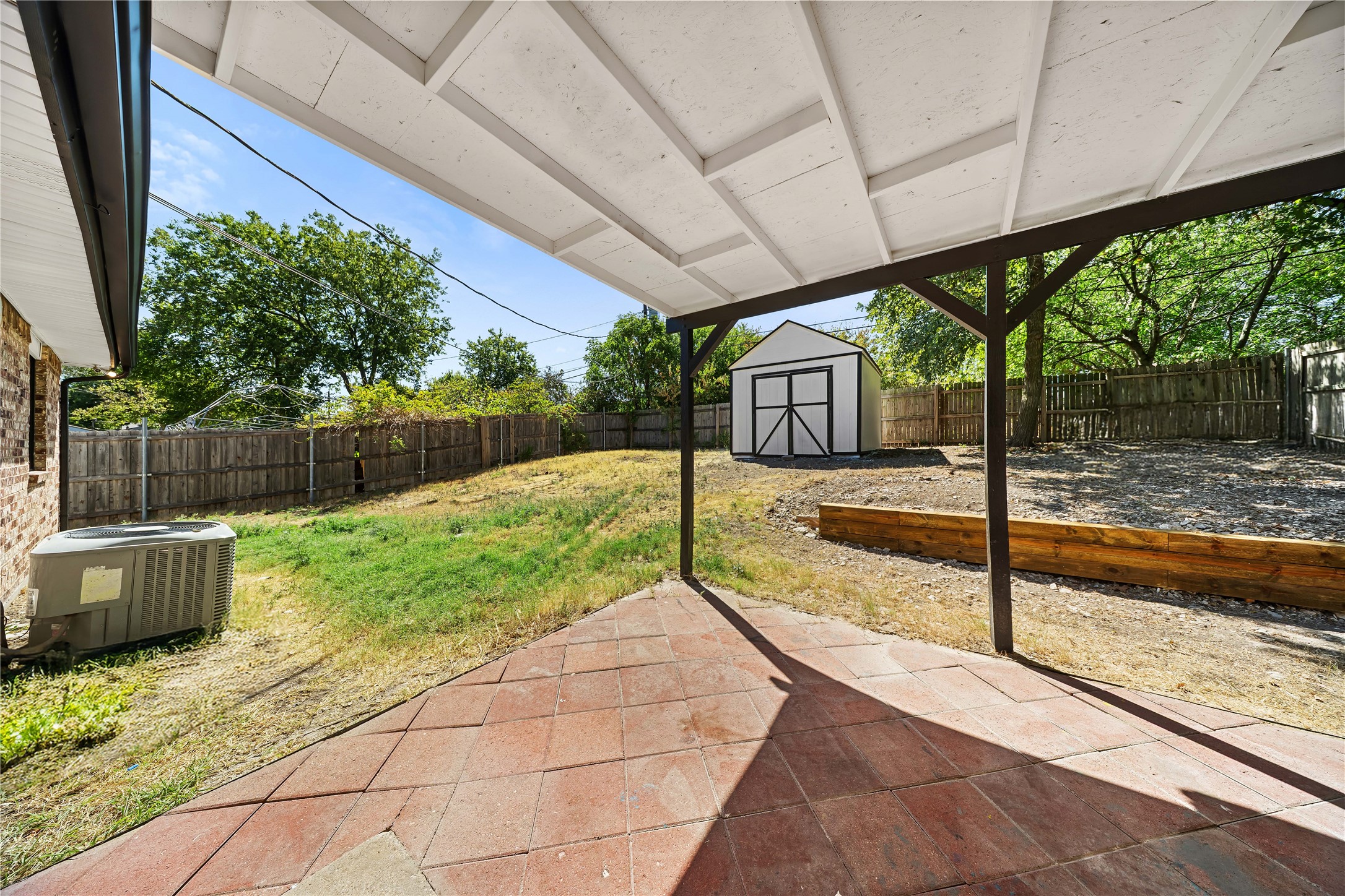 726 Holliday Lane