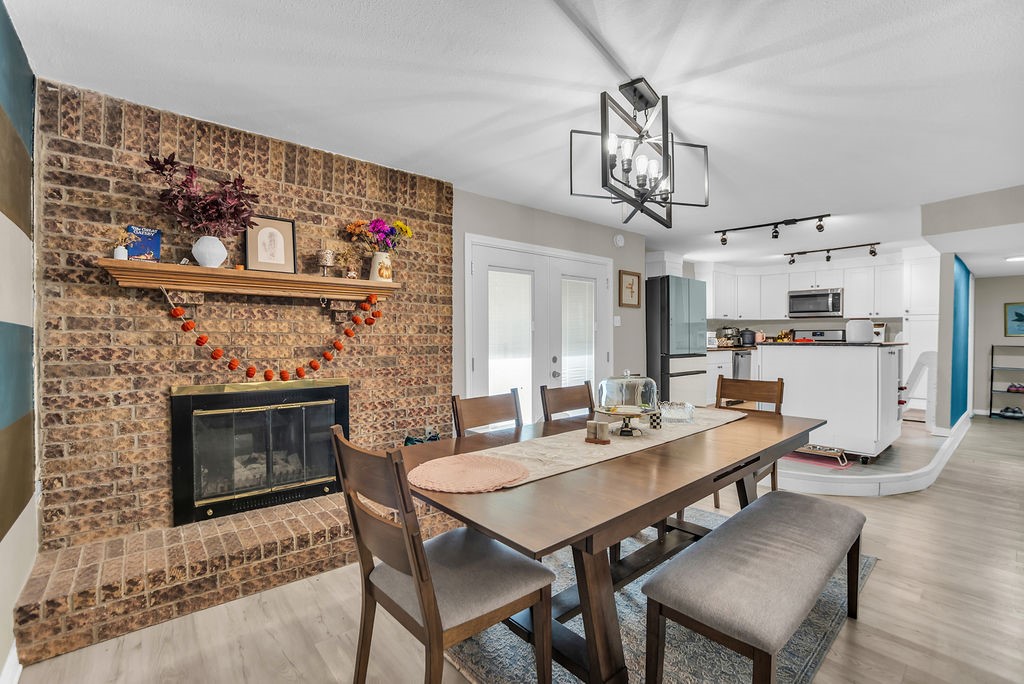 2416 Summer Place Drive