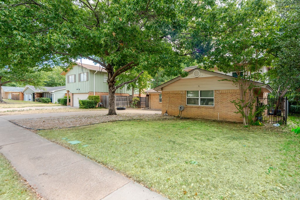 2416 Summer Place Drive