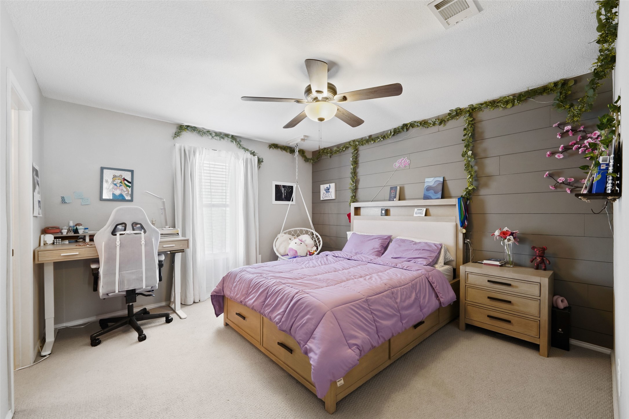 7536 Brentwood Stair Road