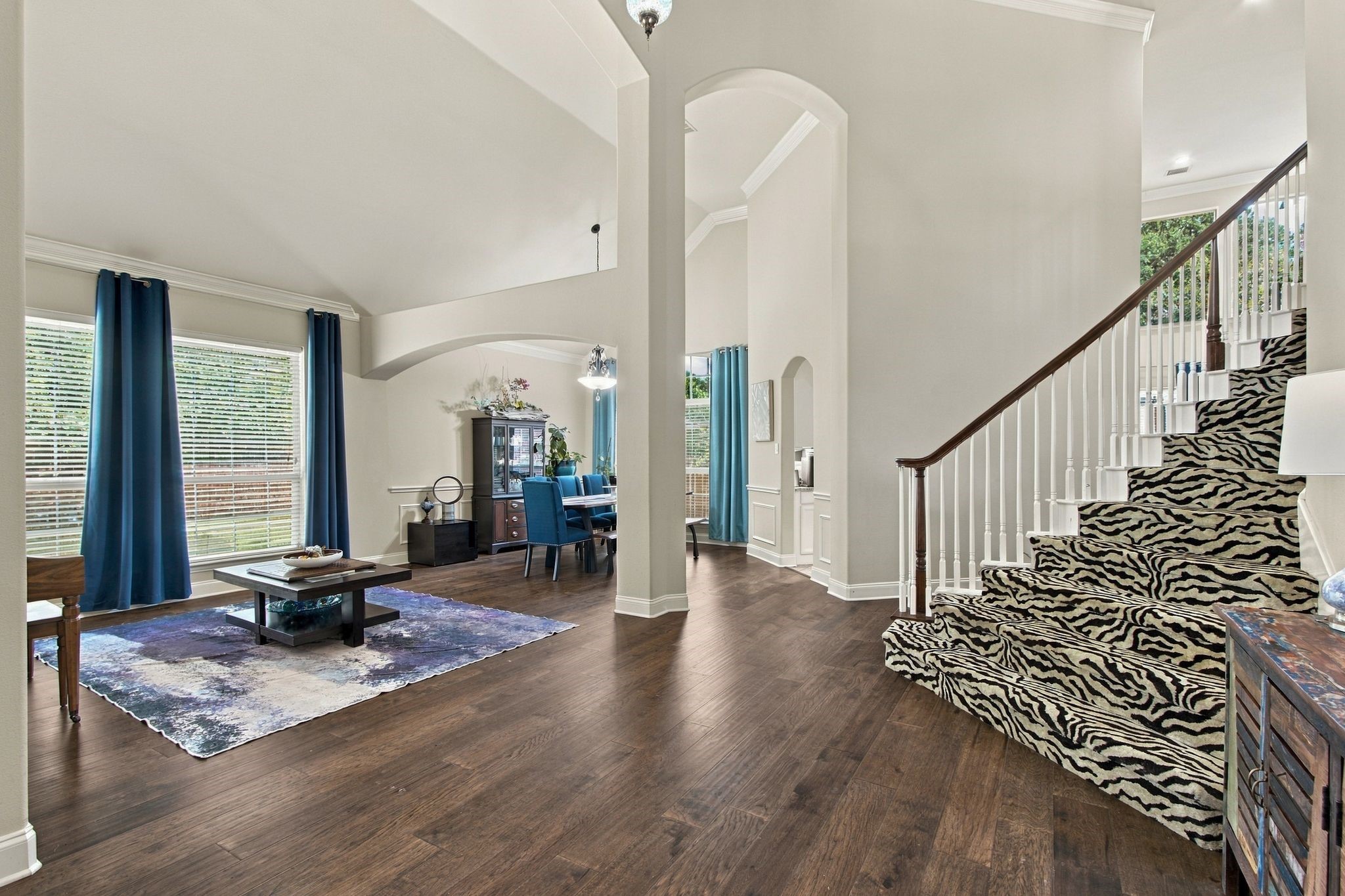 700 Paradise Cove