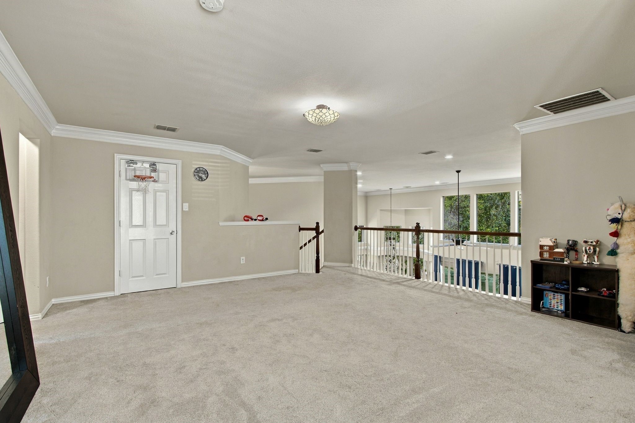 700 Paradise Cove
