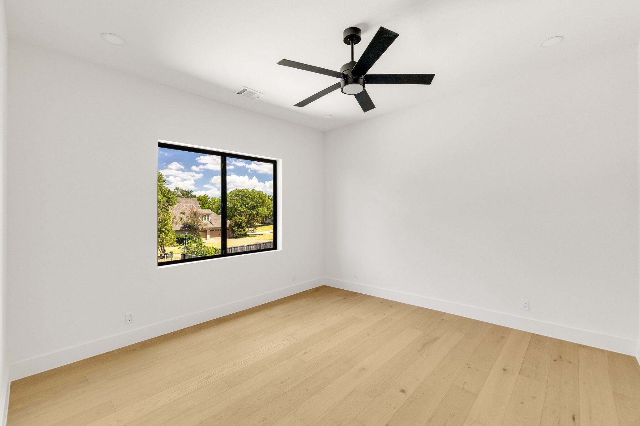 505 Summit Circle