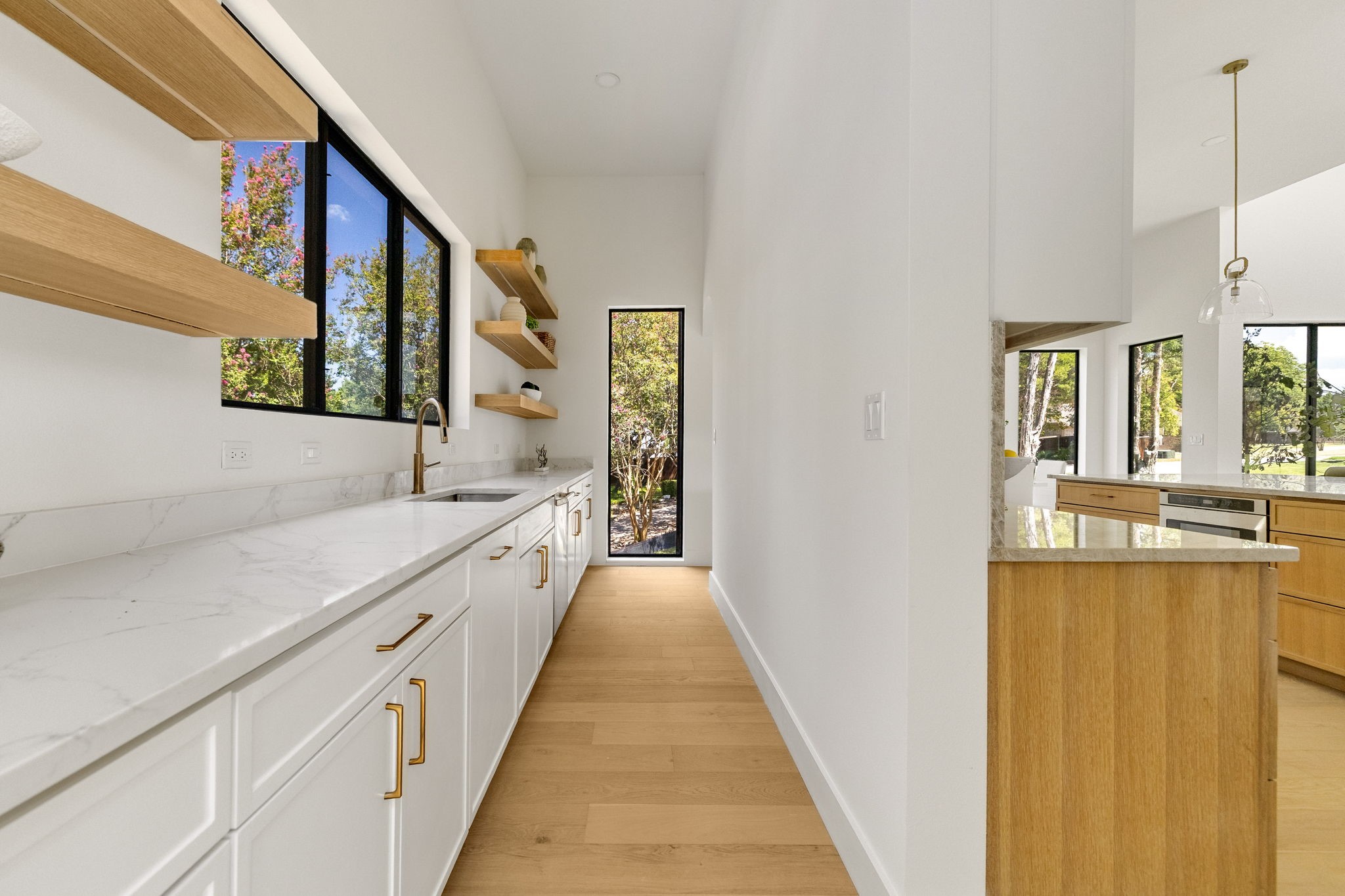 505 Summit Circle