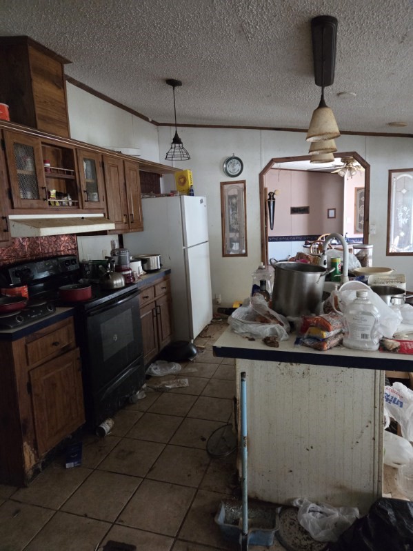 1976 County Road 527
