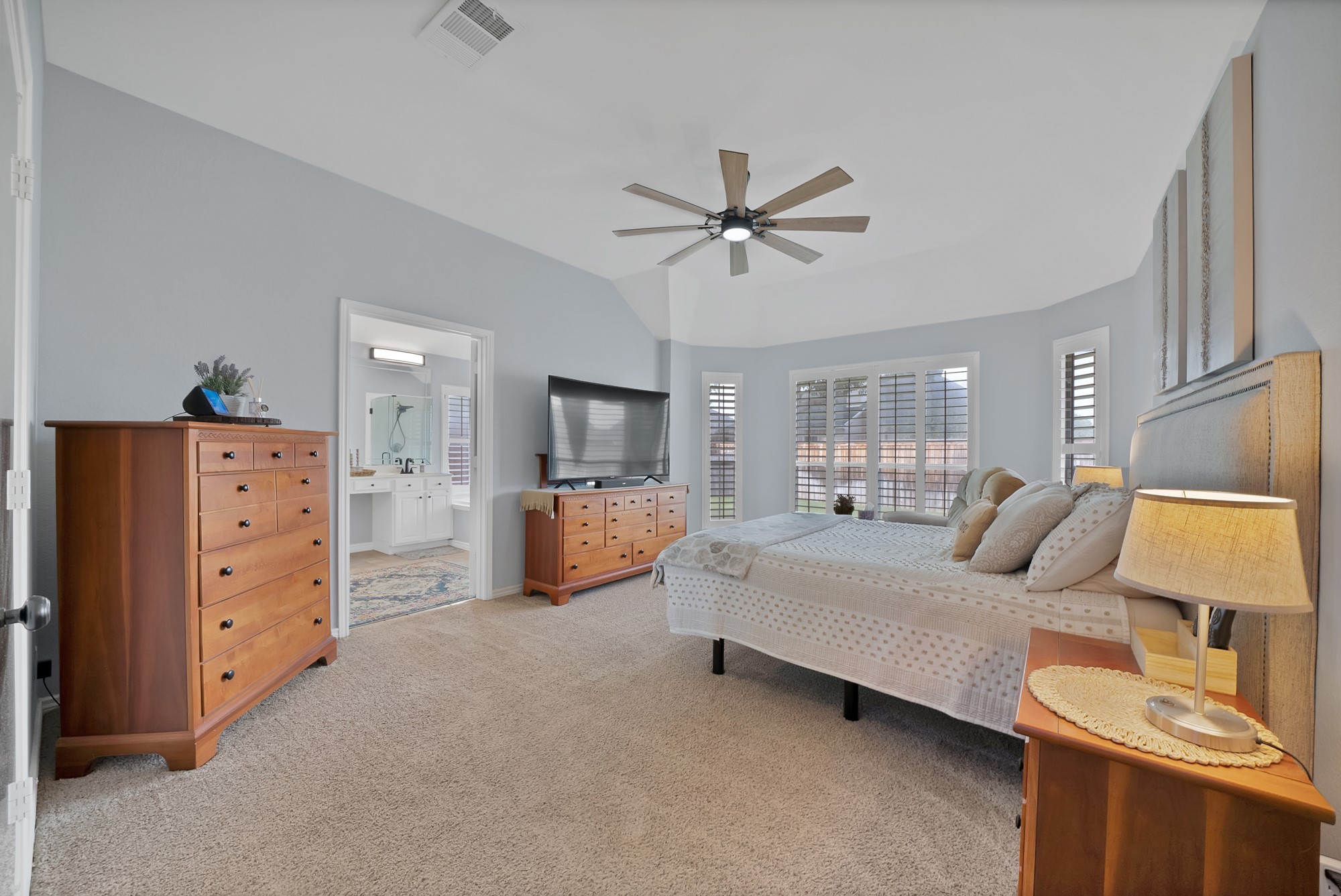 4 Dobree Court