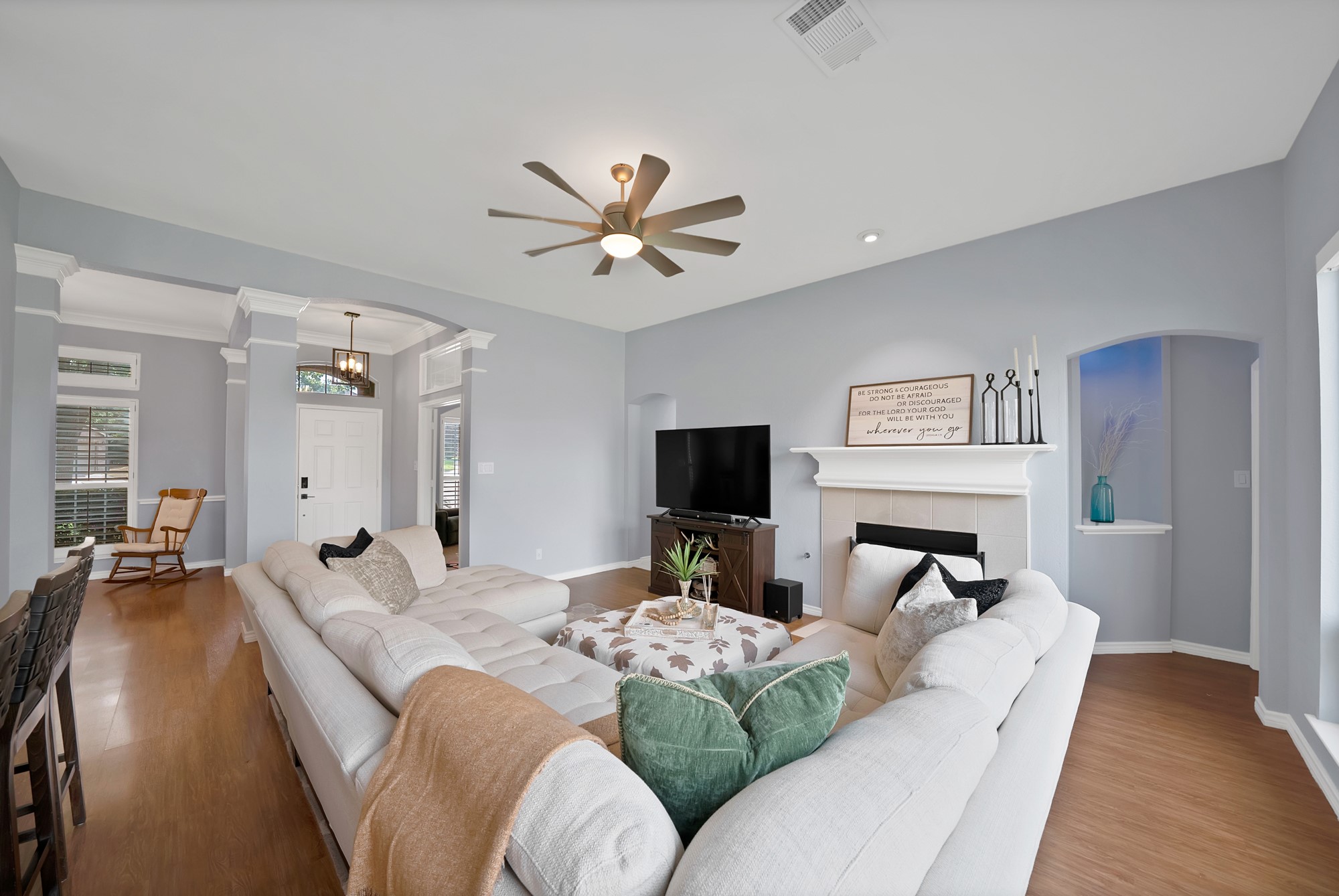 4 Dobree Court