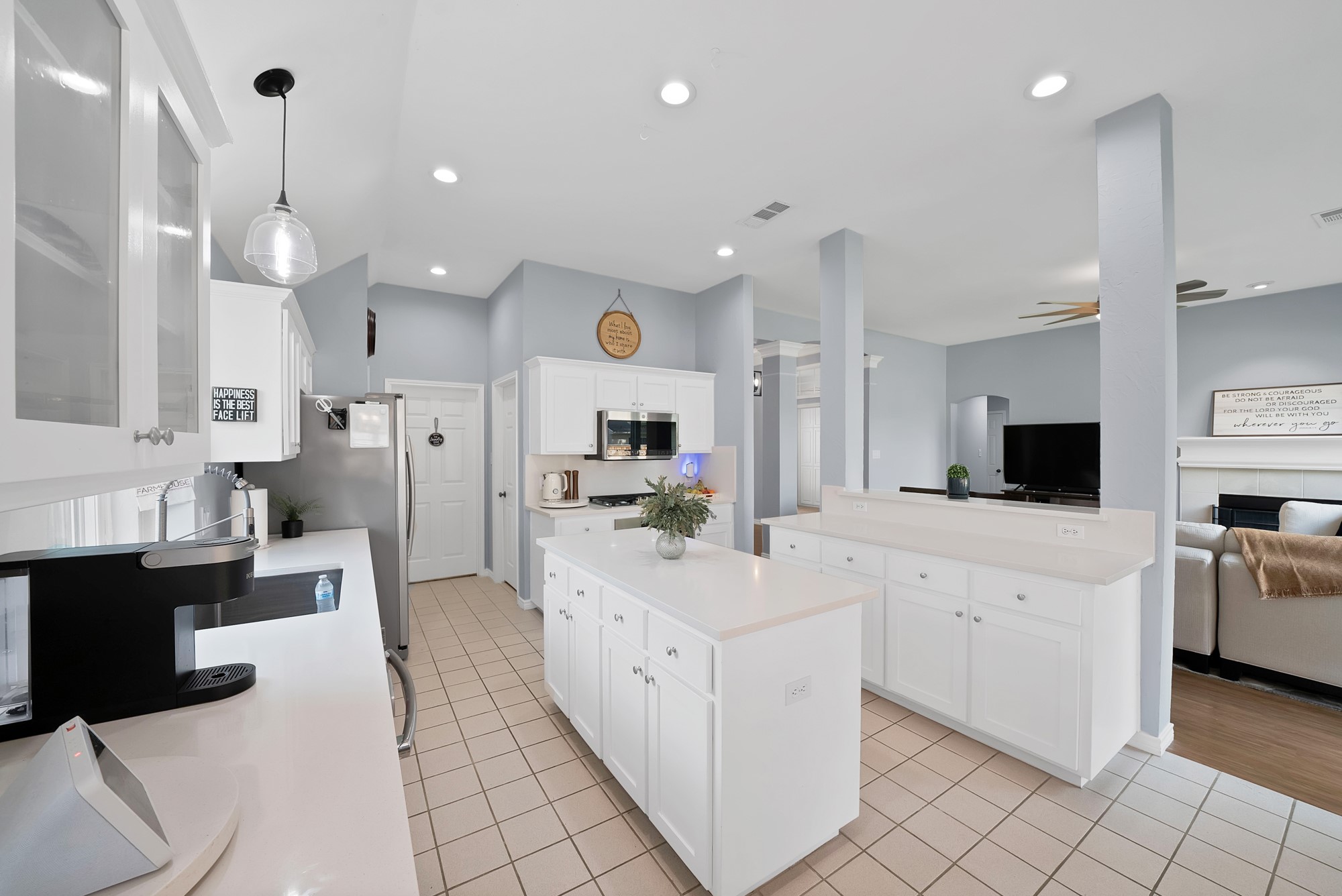 4 Dobree Court