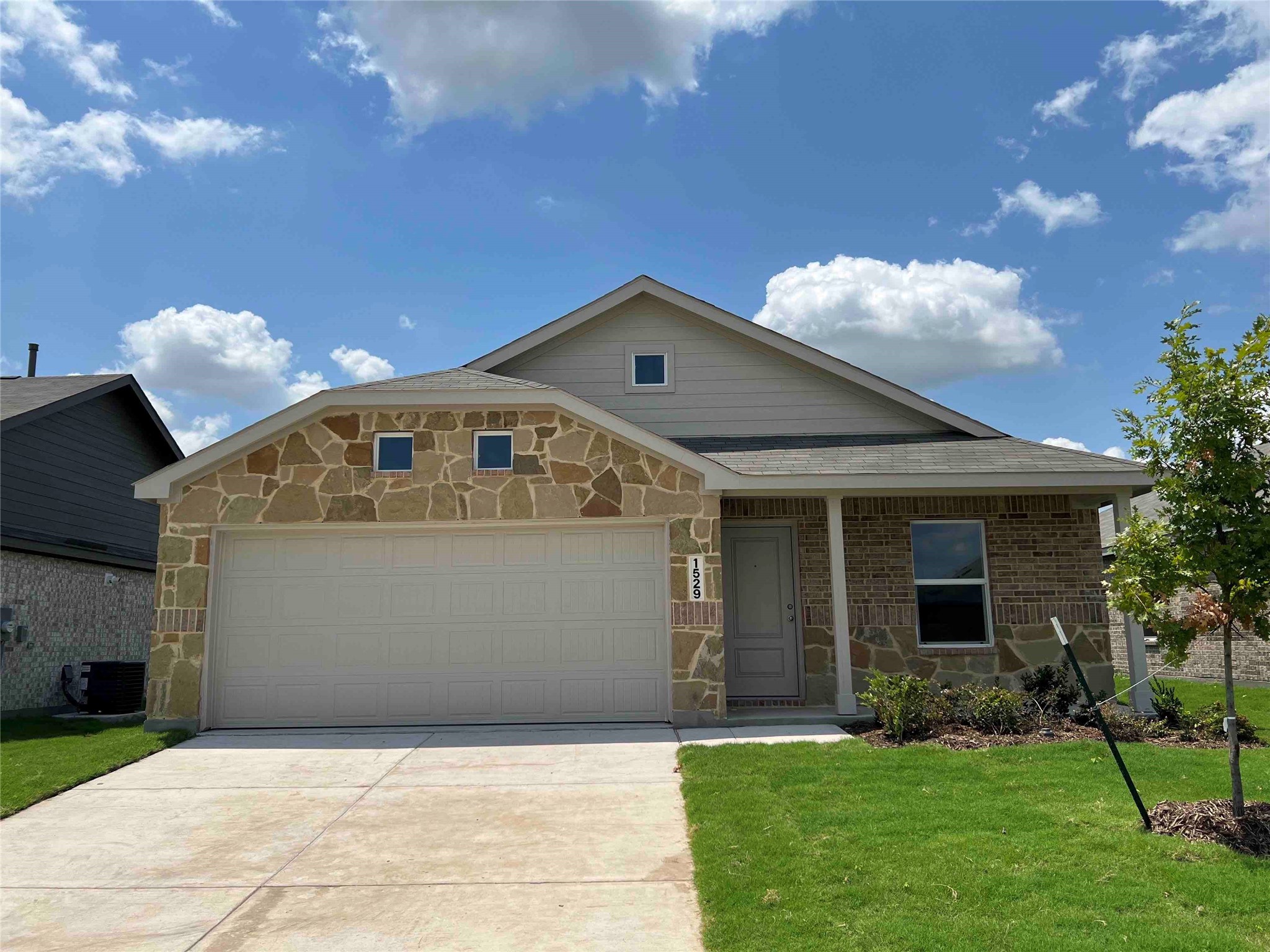 1529 Lanner Meadows Lane