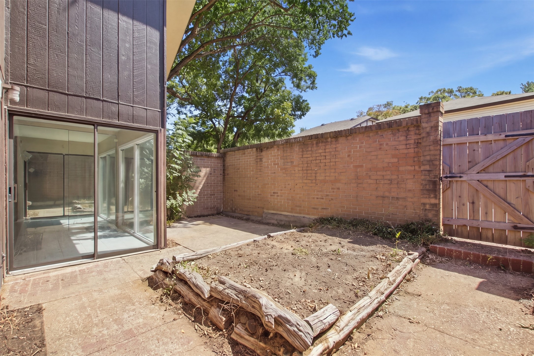 2202 Green Gate Drive