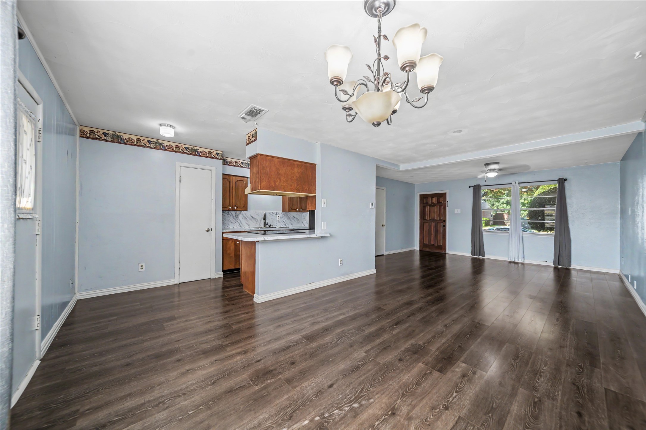 1314 Glenville Drive