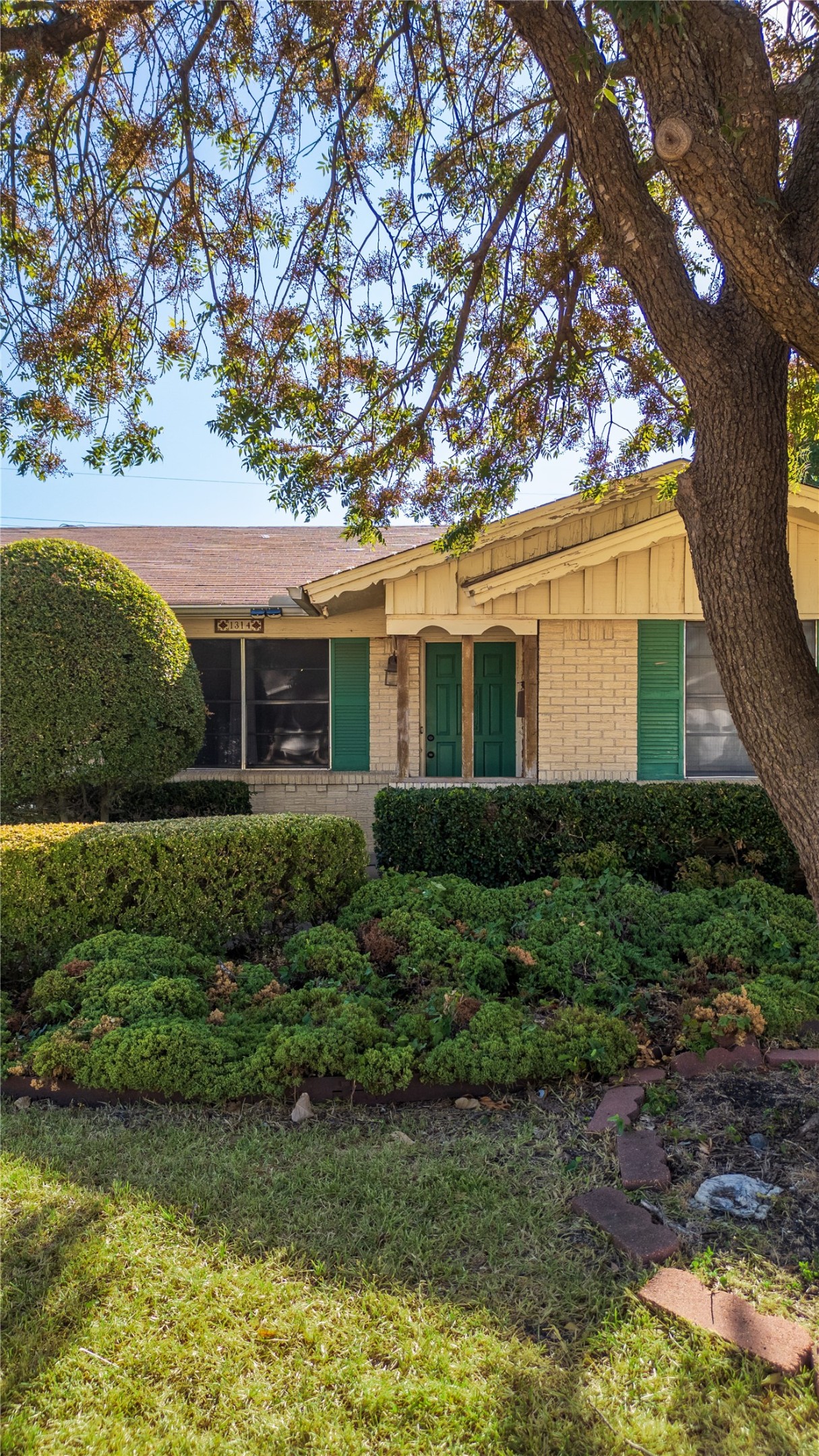 1314 Glenville Drive