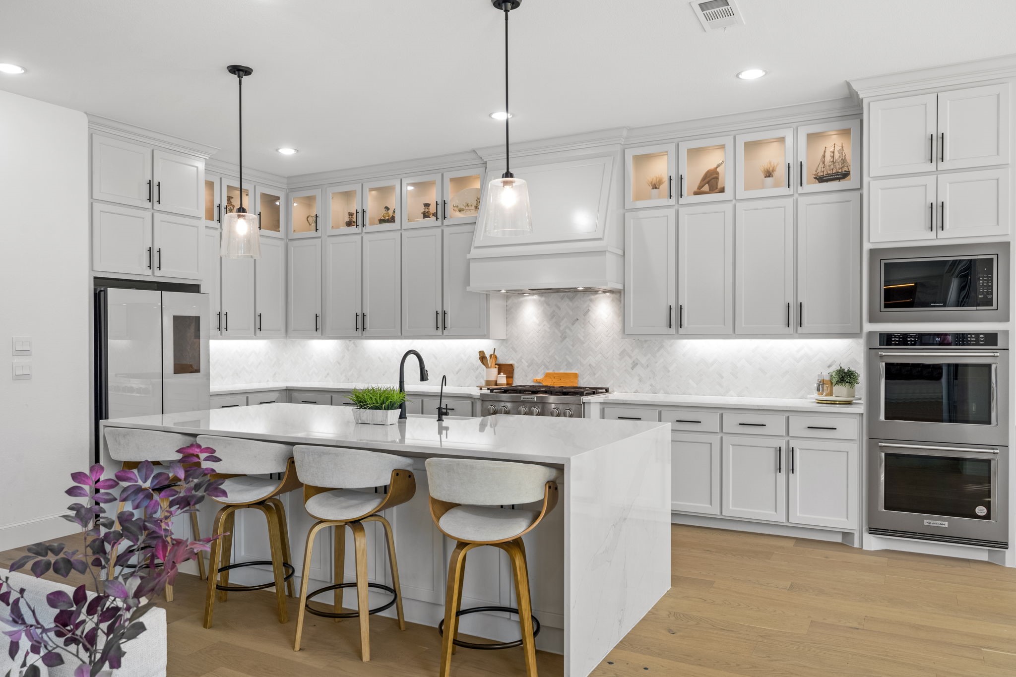 2541 Forestbrook Drive