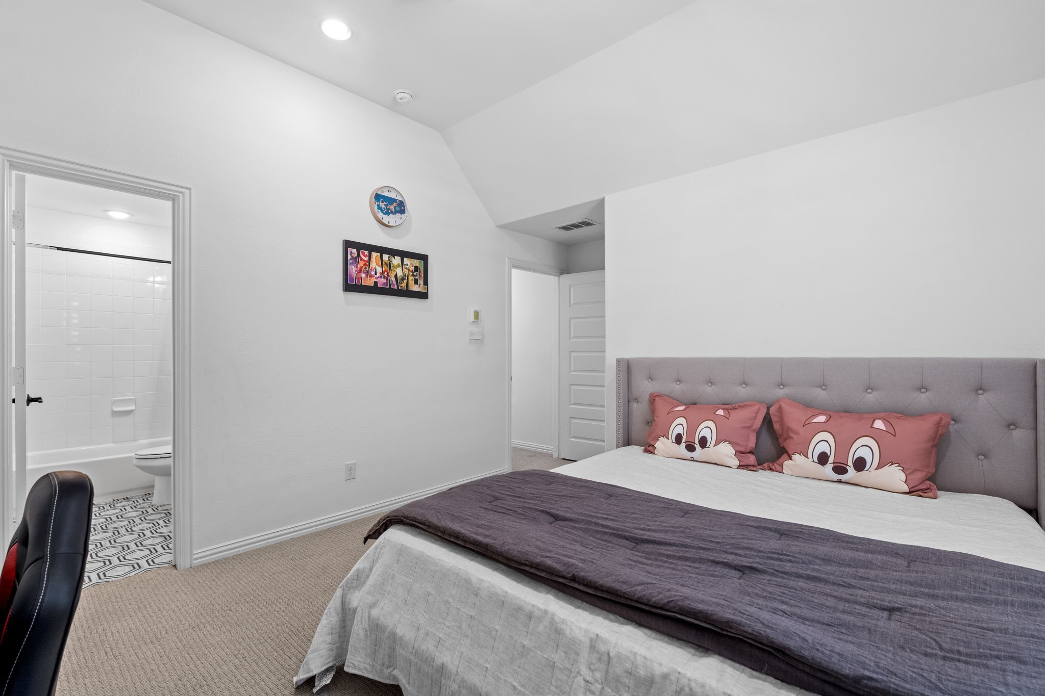 2541 Forestbrook Drive