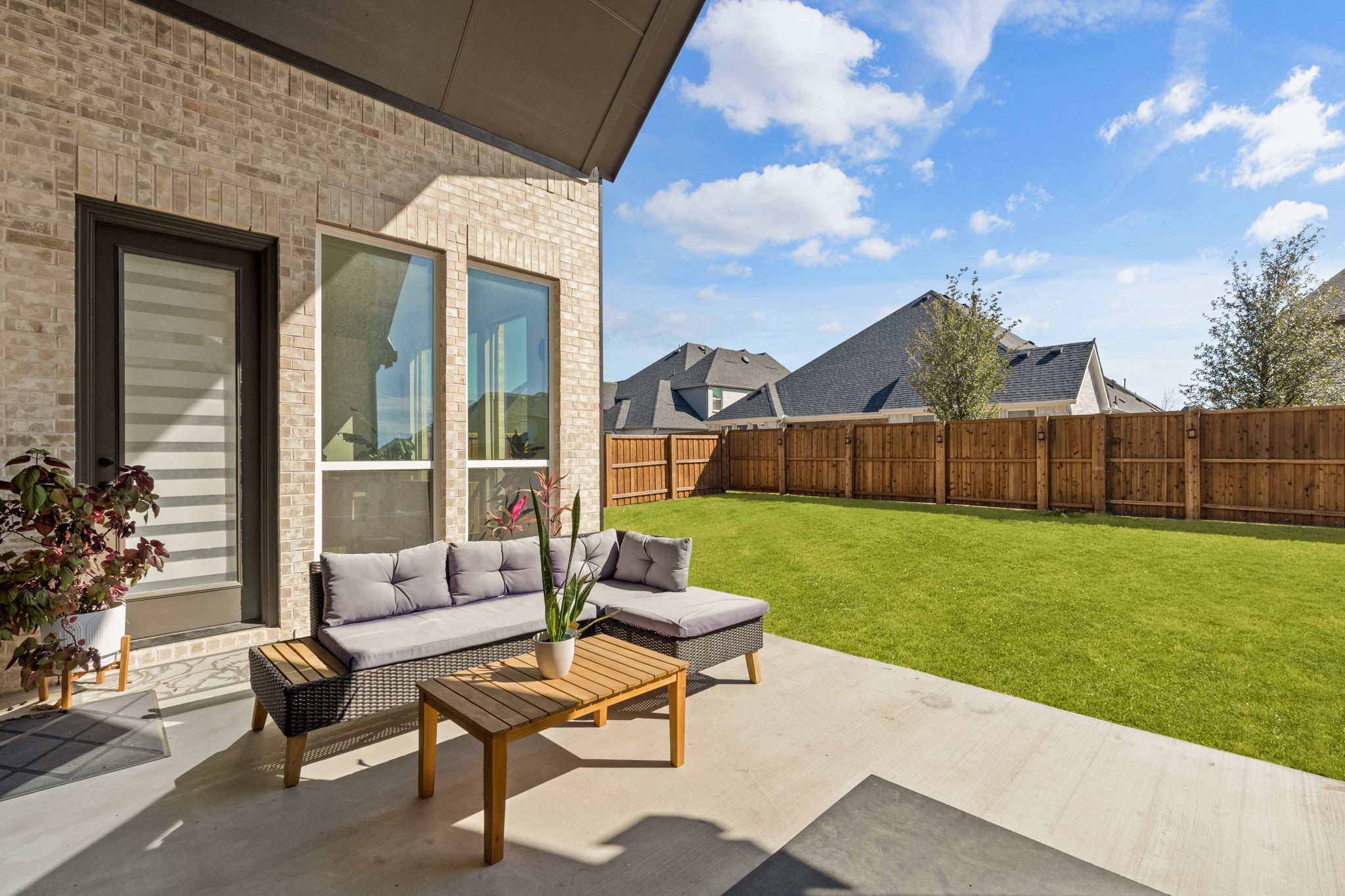 2541 Forestbrook Drive