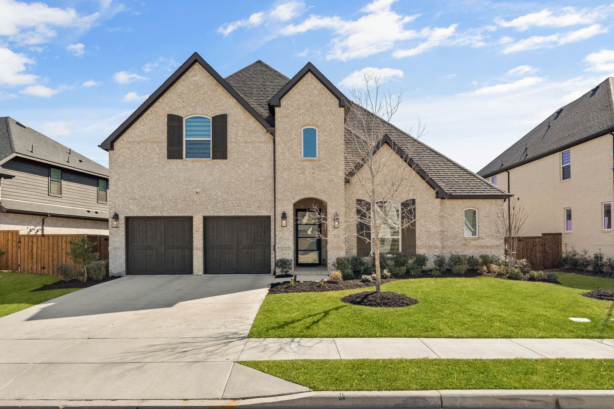 2541 Forestbrook Drive