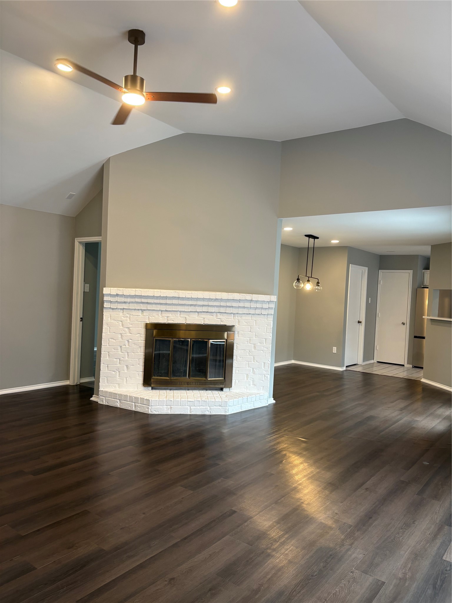 1120 Old Barn Lane