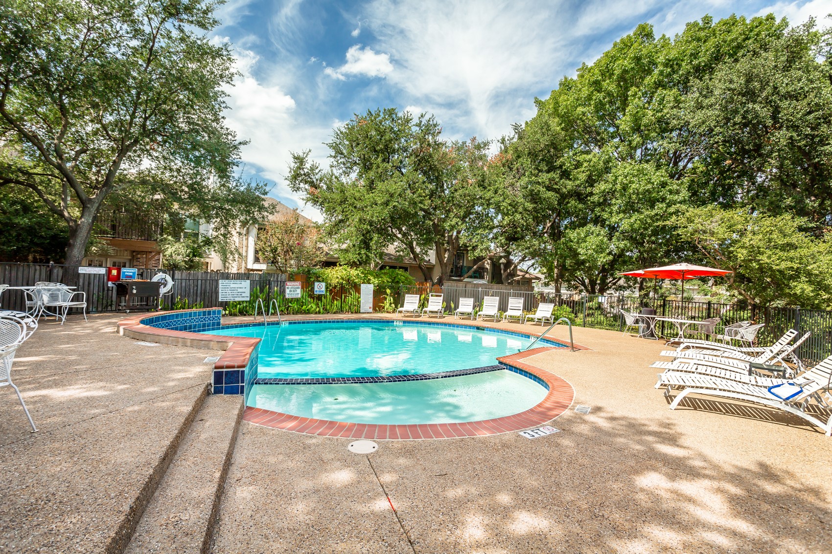 2925 Country Place Circle