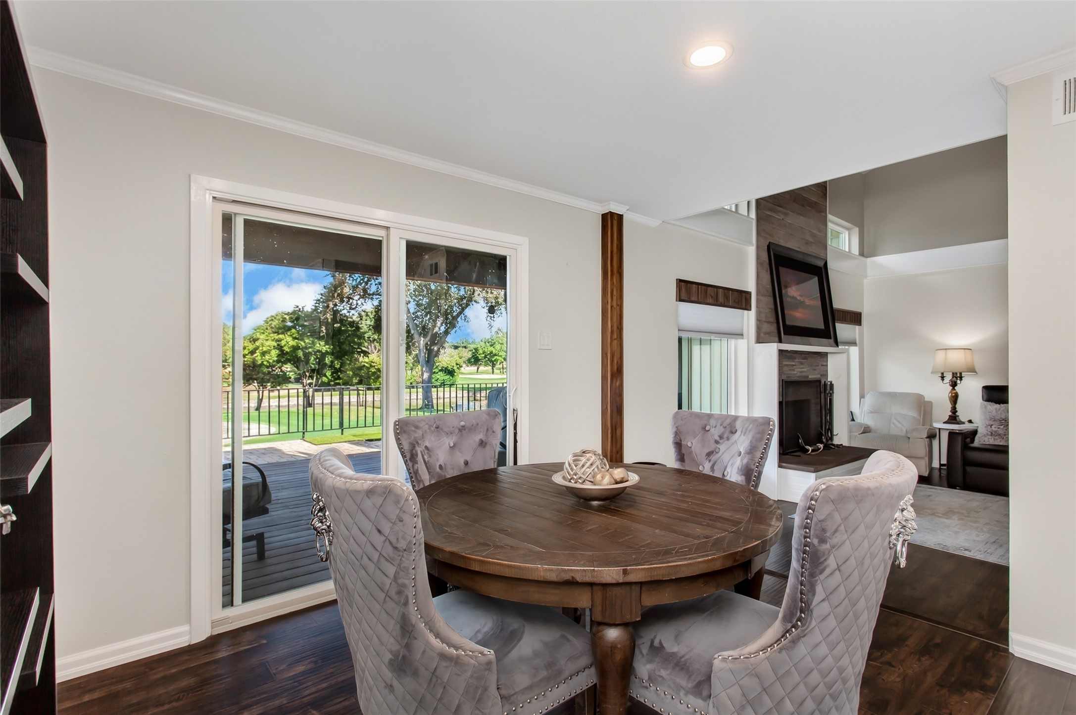 2925 Country Place Circle