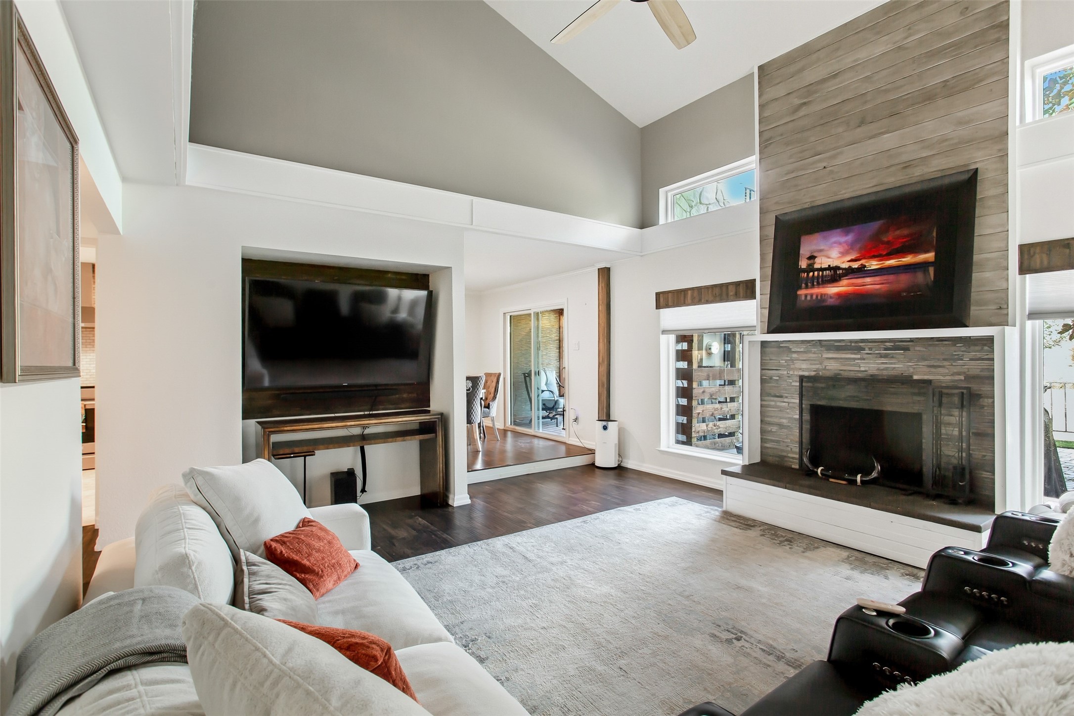 2925 Country Place Circle
