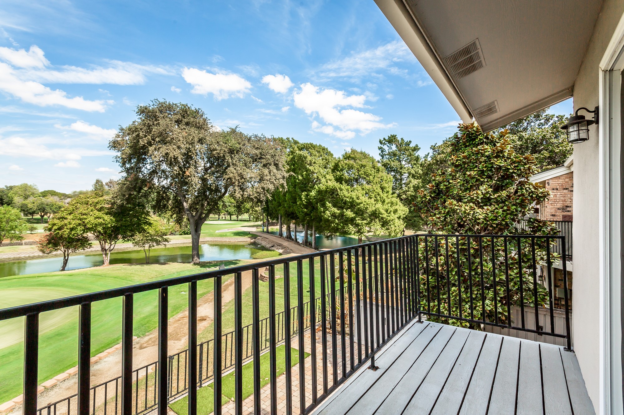 2925 Country Place Circle