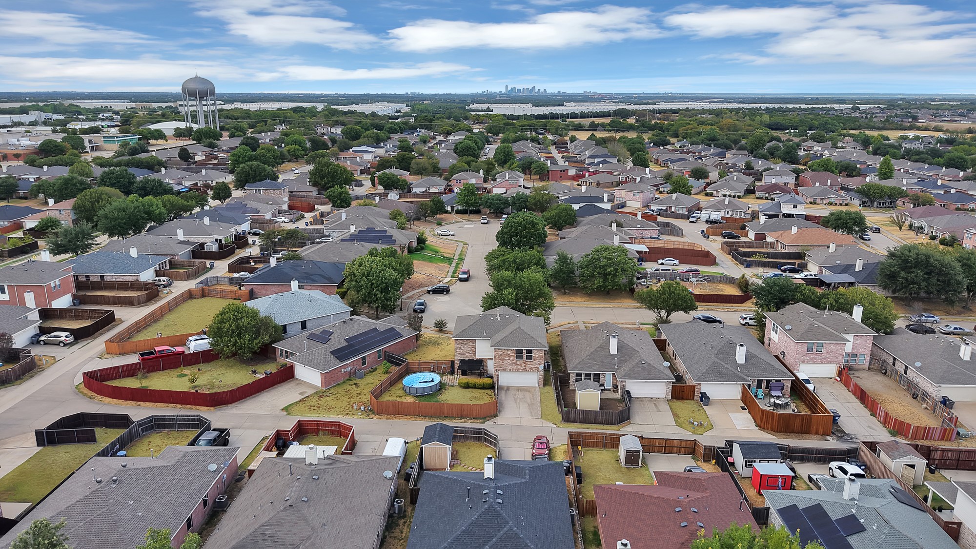 2326 Mcintosh Court