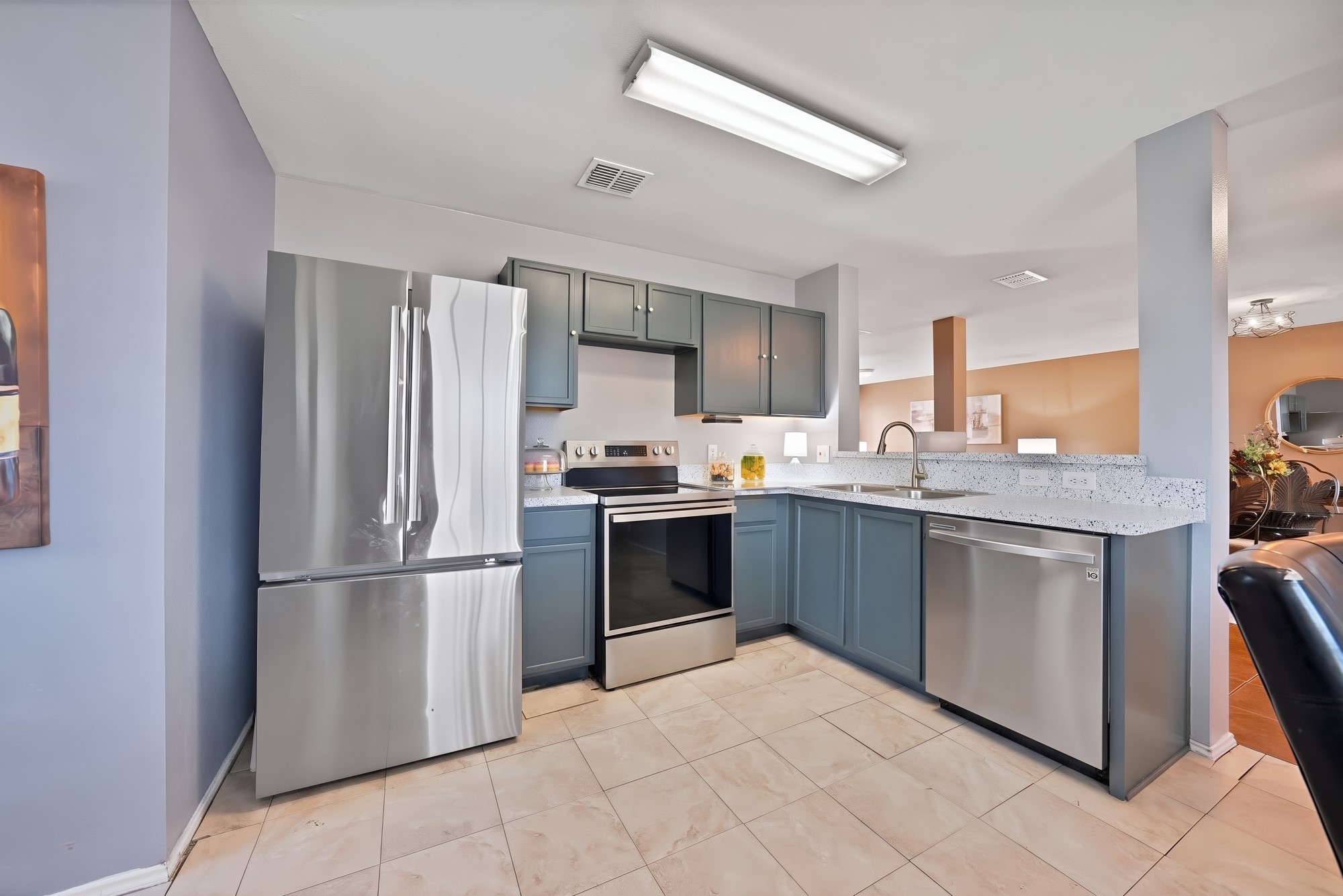 2326 Mcintosh Court