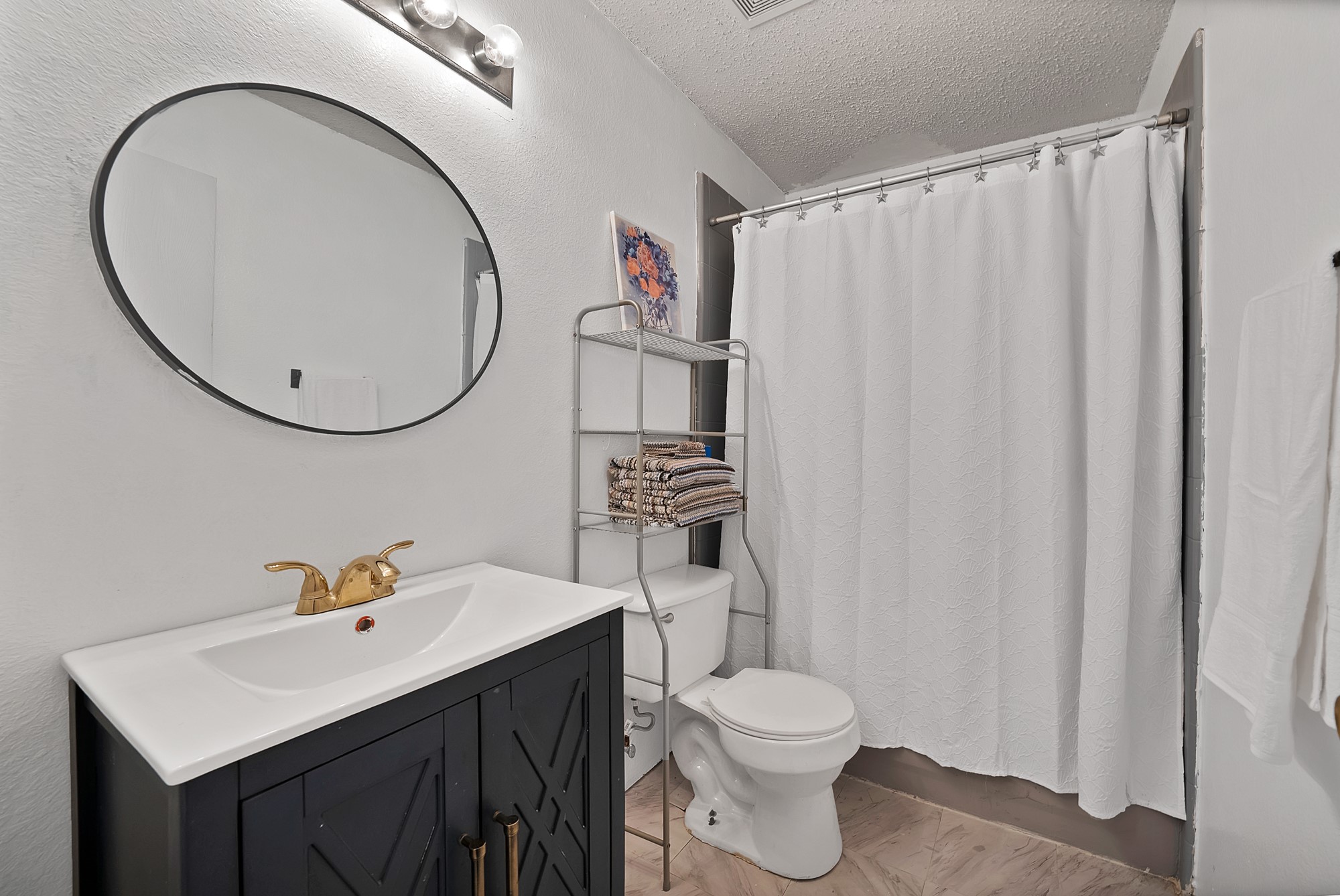 2326 Mcintosh Court