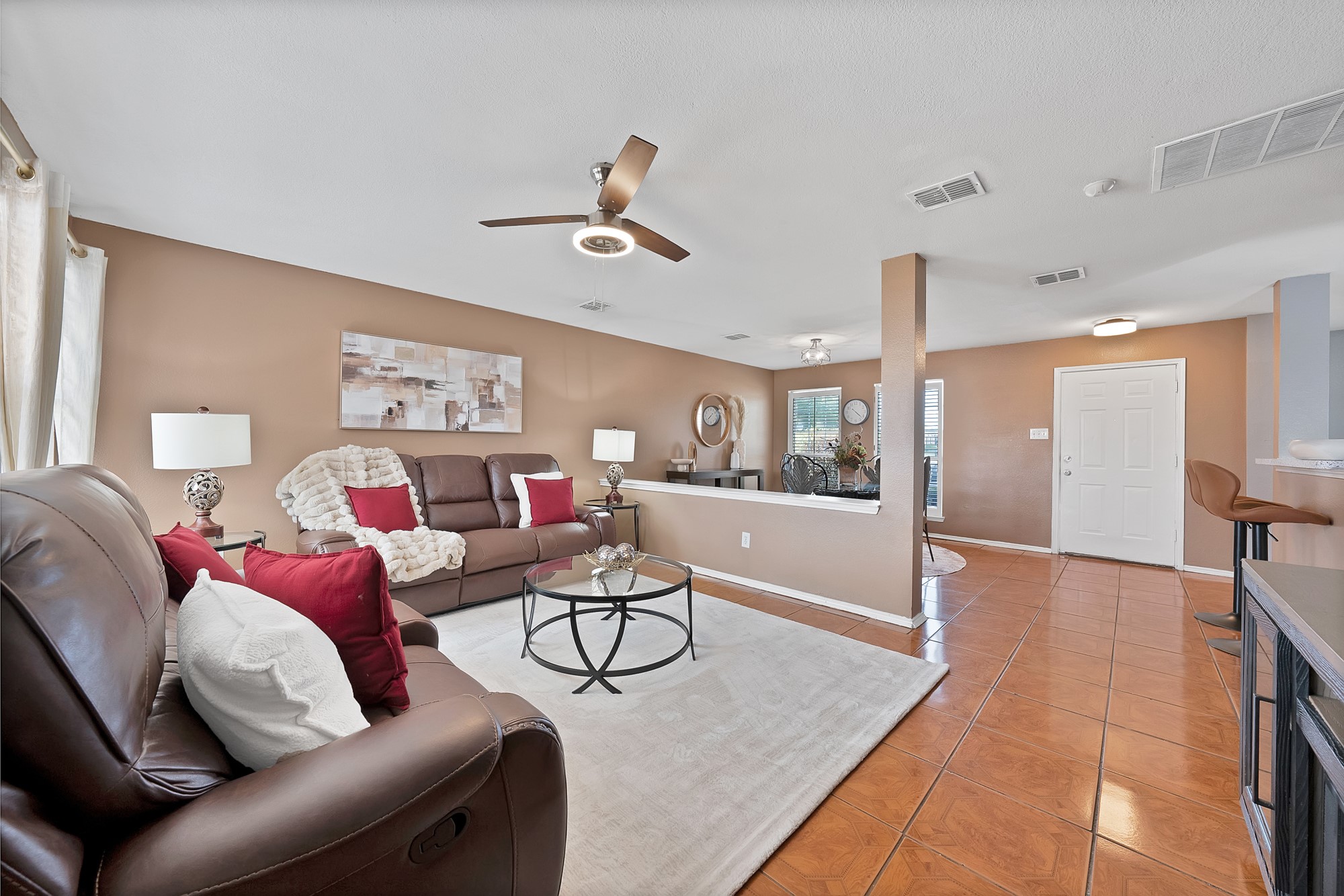2326 Mcintosh Court
