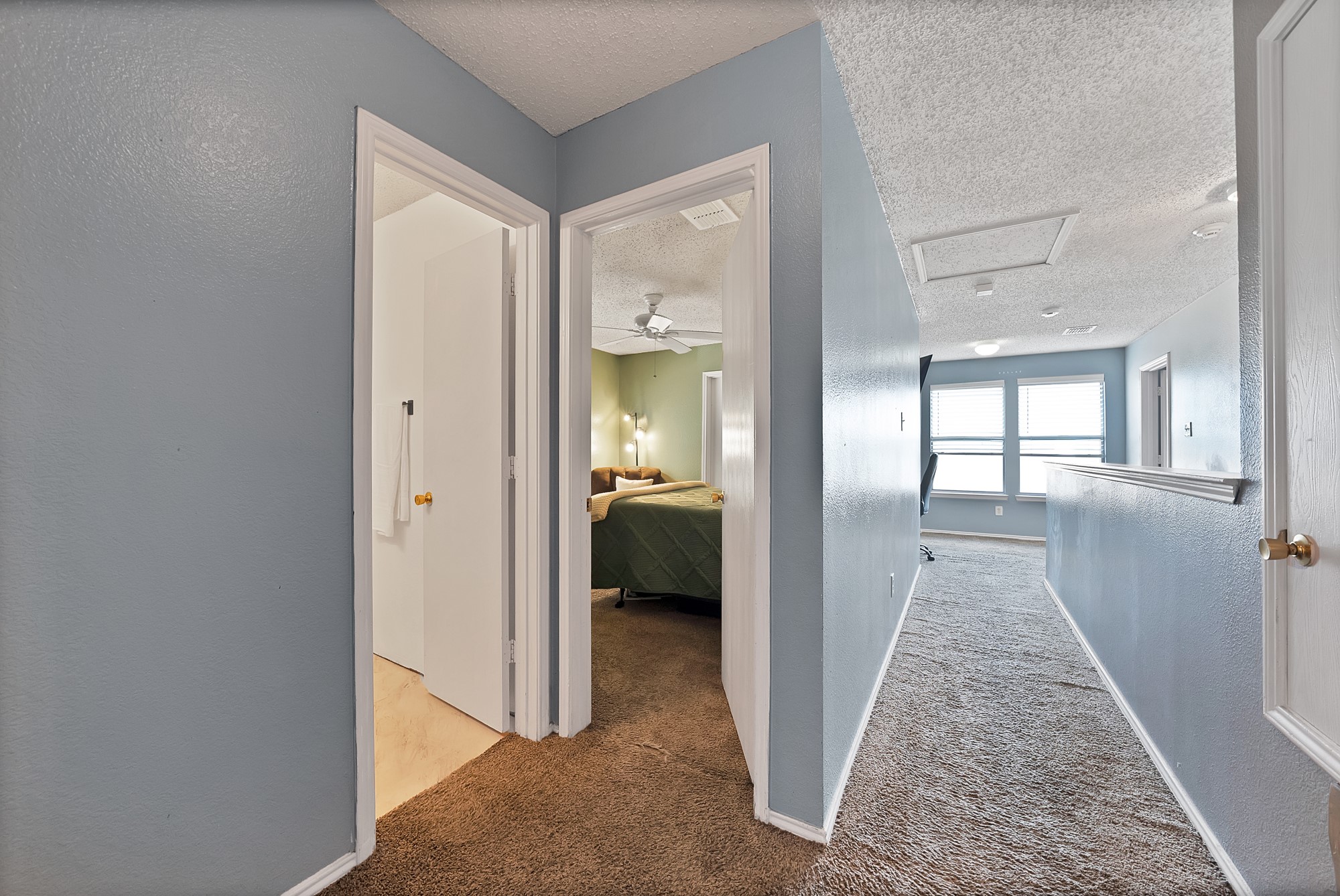 2326 Mcintosh Court