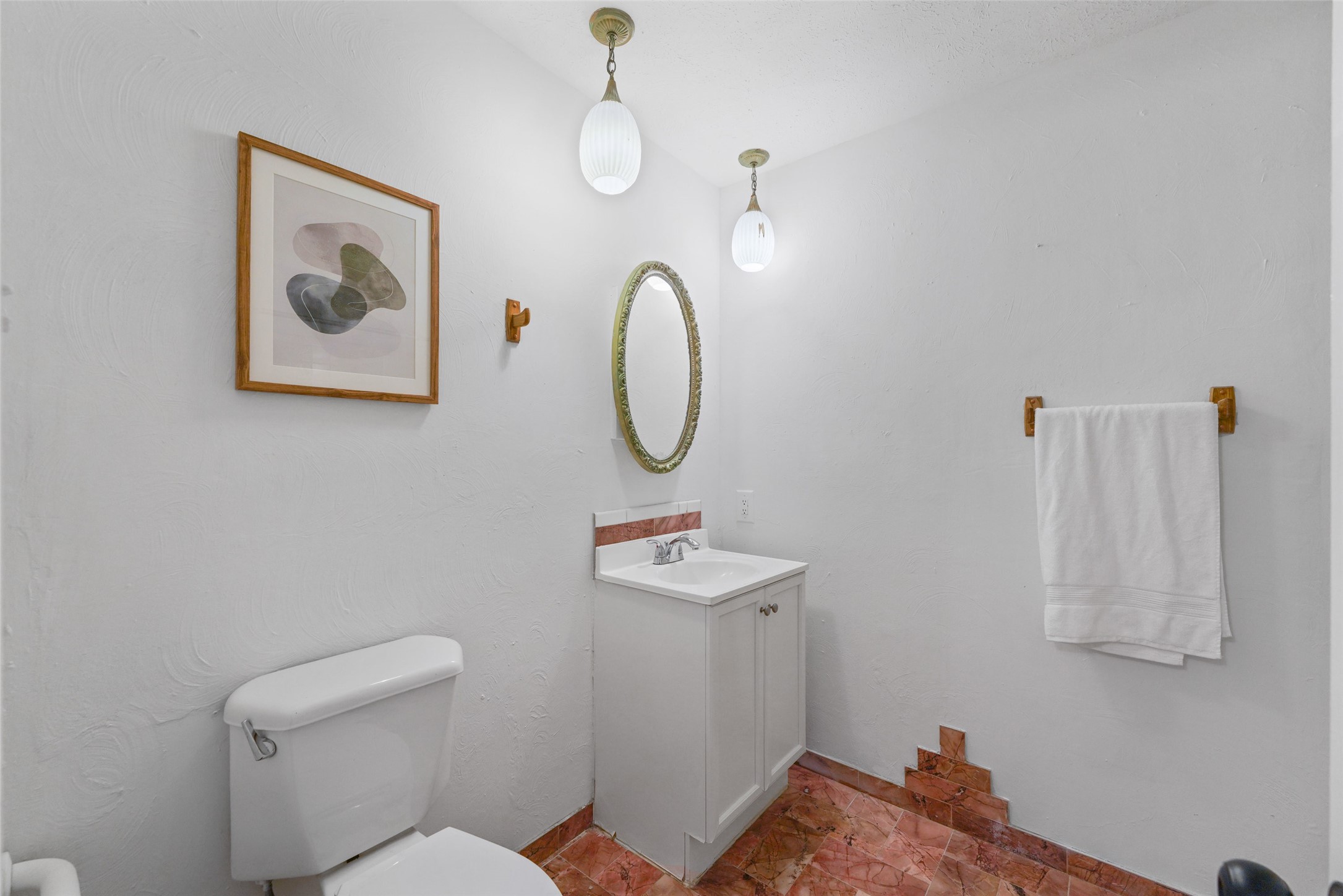 1515 Cherokee Trail